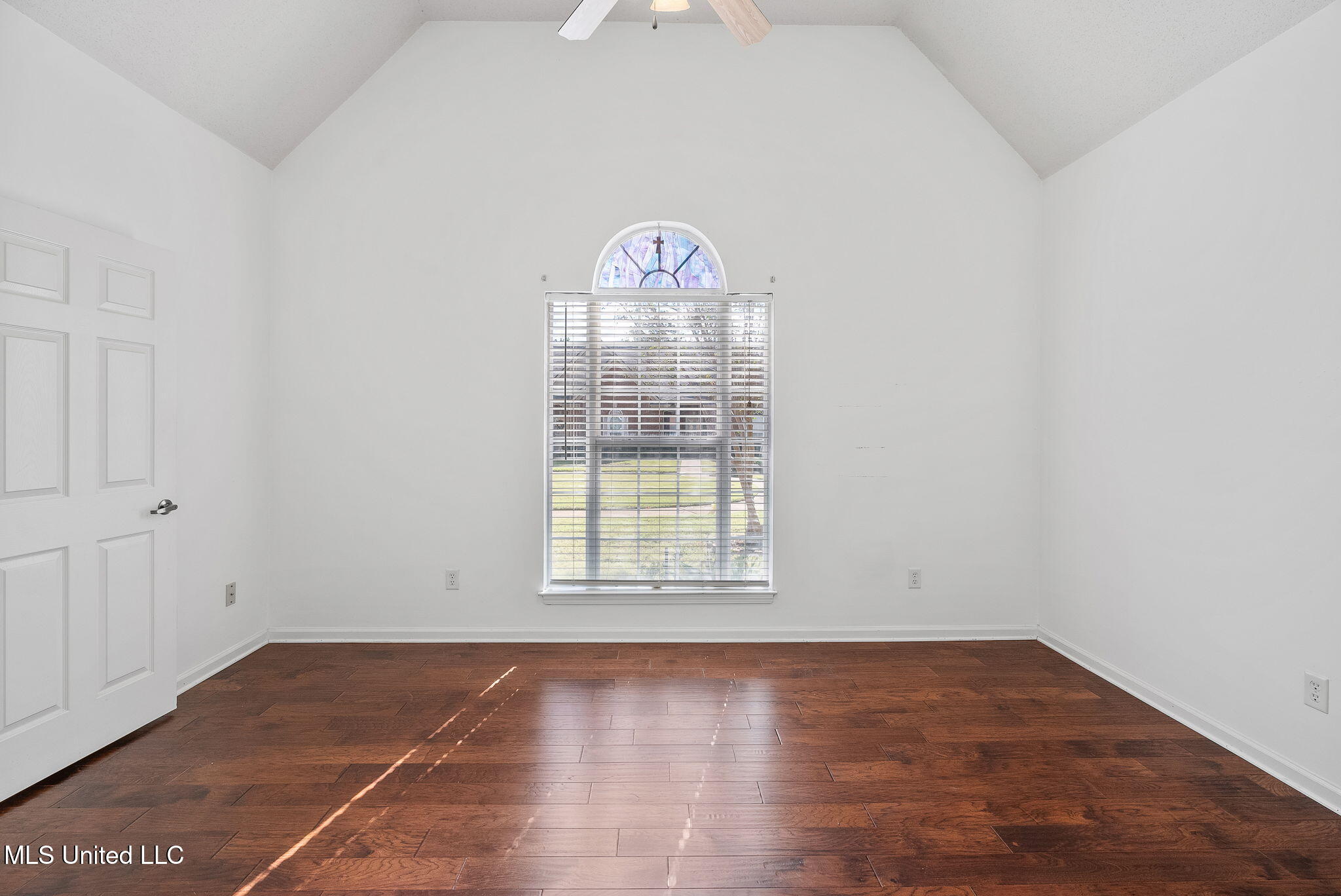 833 N Martin Circle Property Photo 18