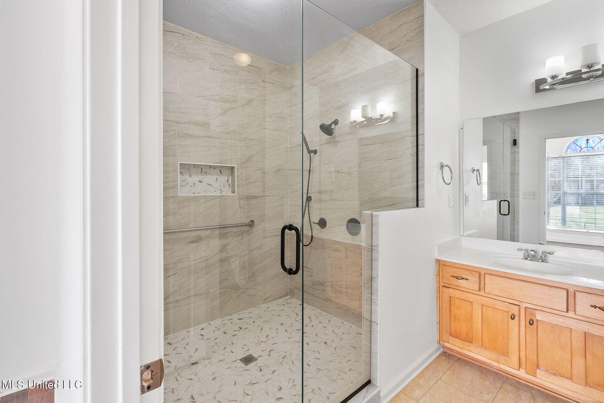 833 N Martin Circle Property Photo 19