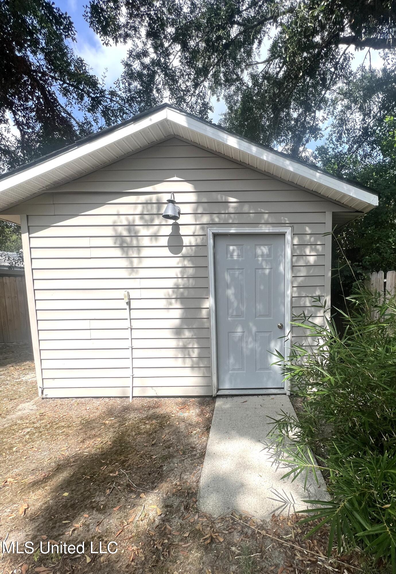 672 Orchard Drive Property Photo 19