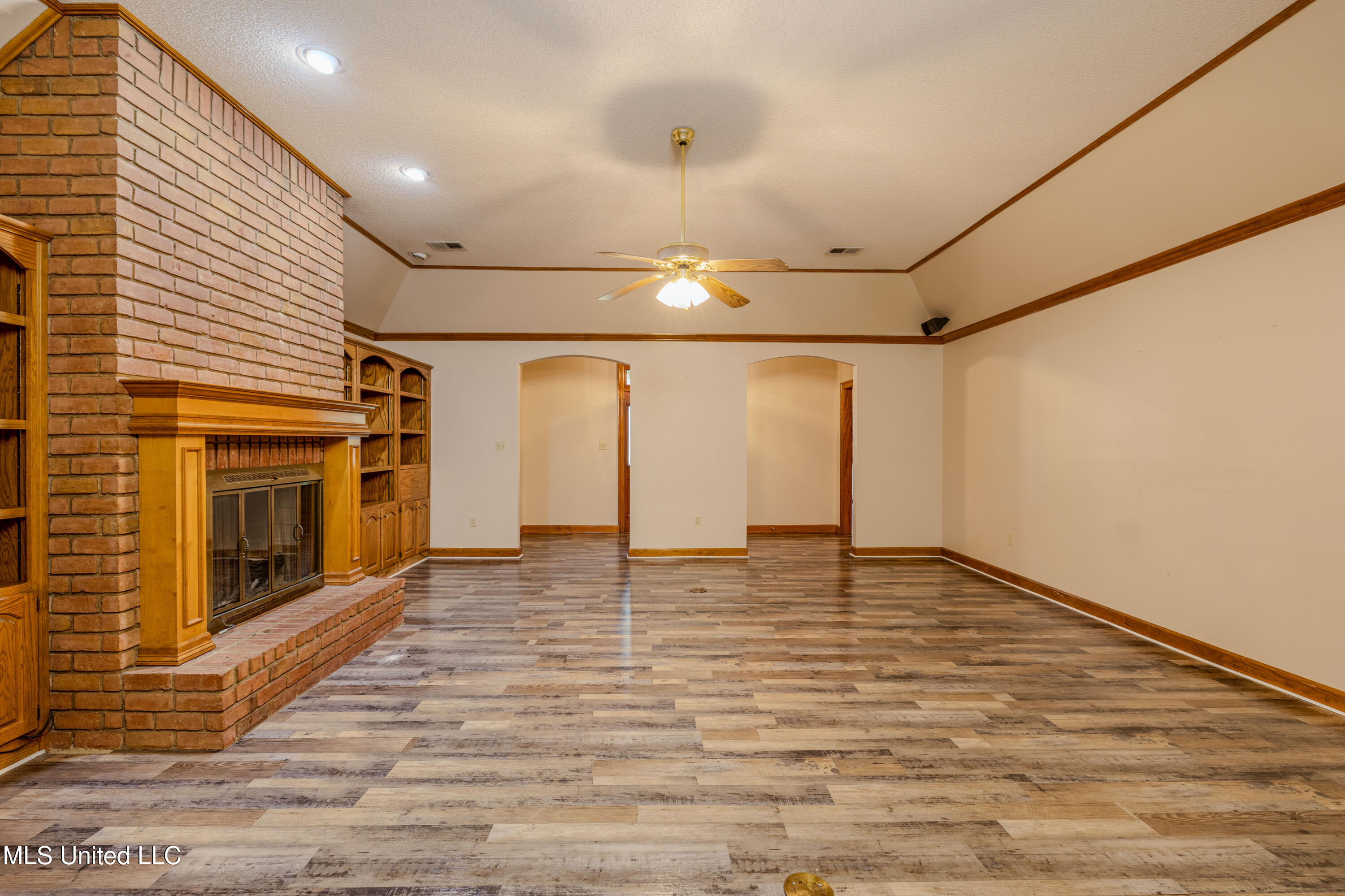 7827 Germantown Road Property Photo 8