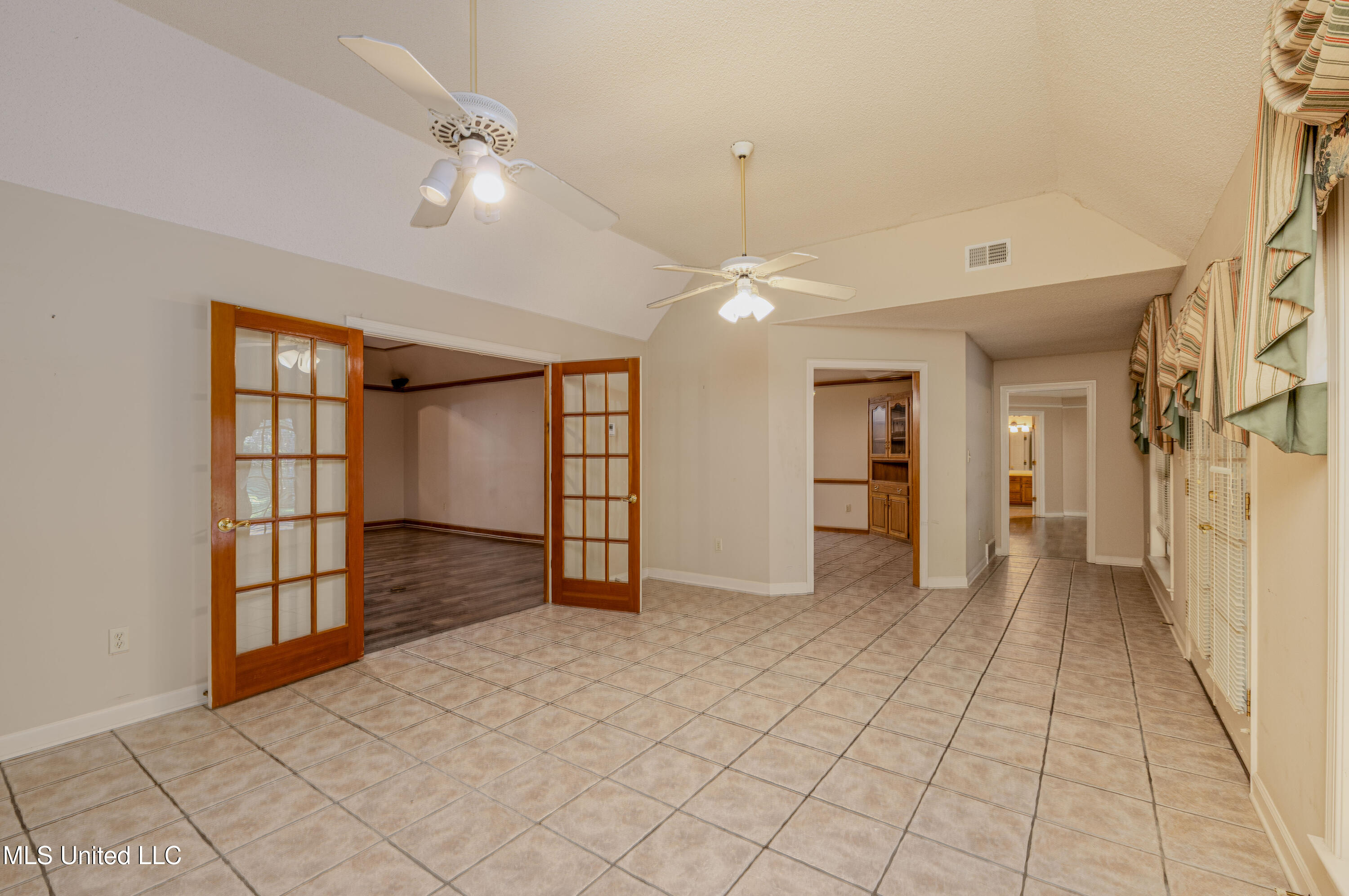 7827 Germantown Road Property Photo 16