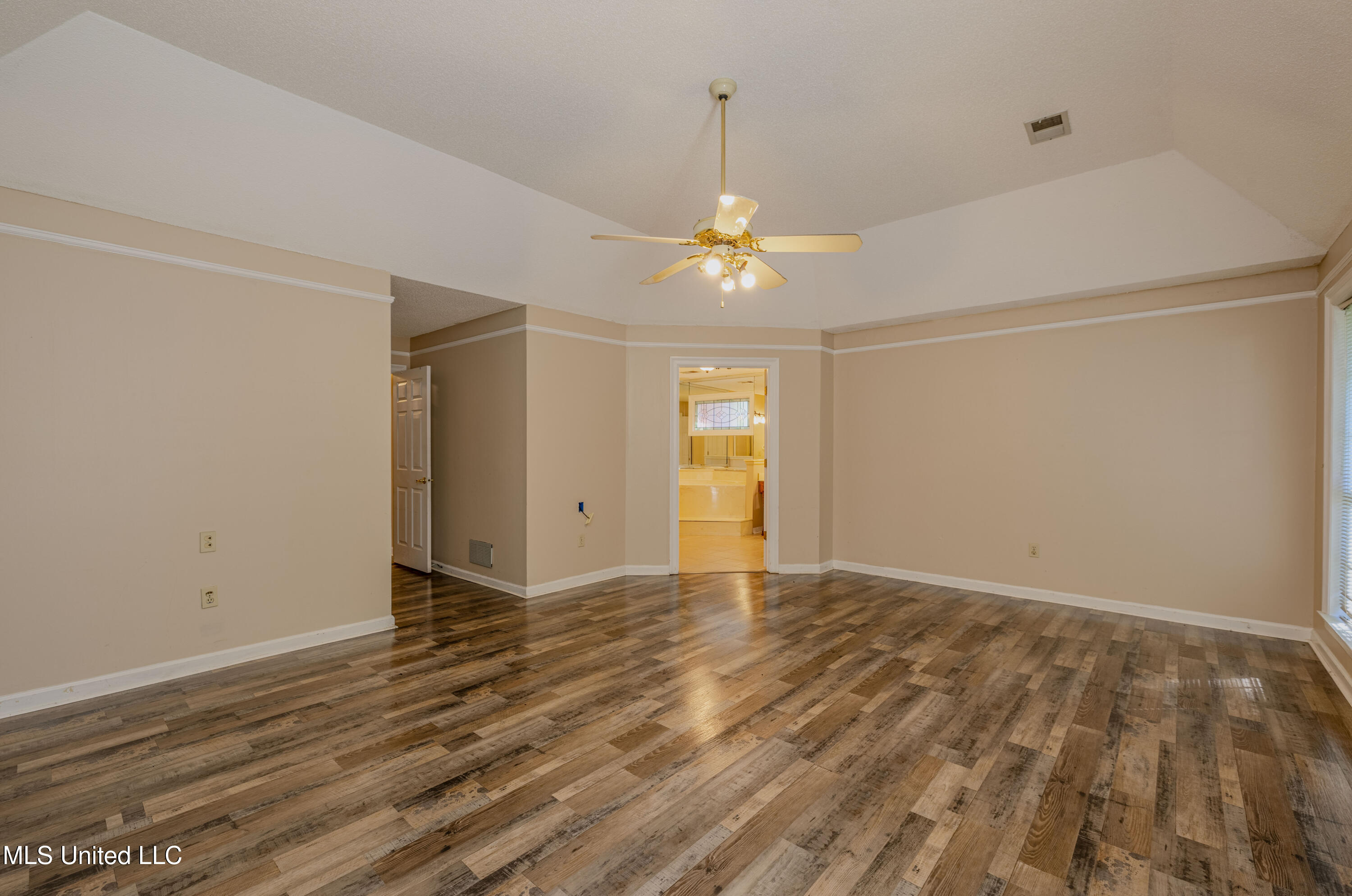 7827 Germantown Road Property Photo 18