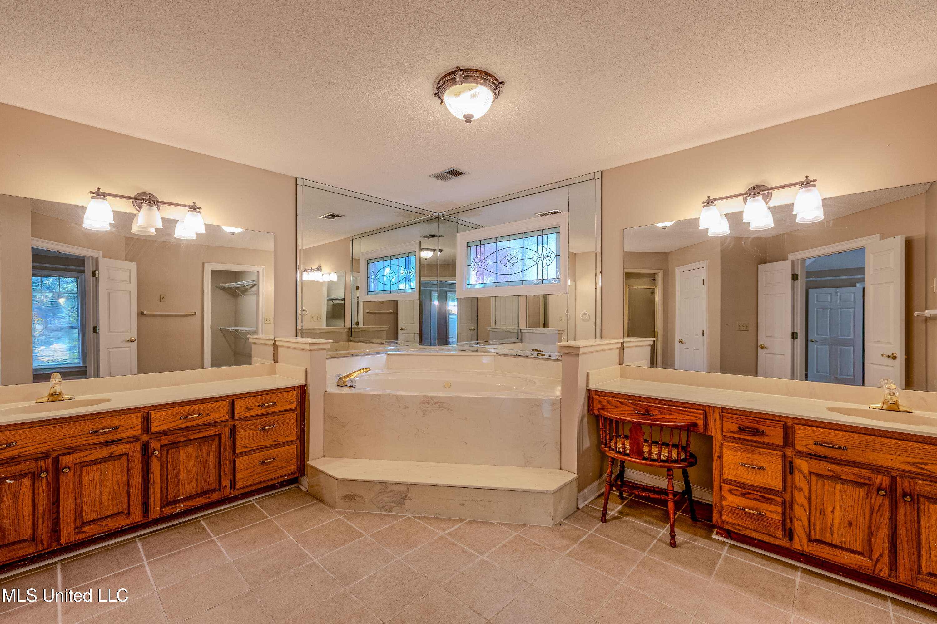 7827 Germantown Road Property Photo 19