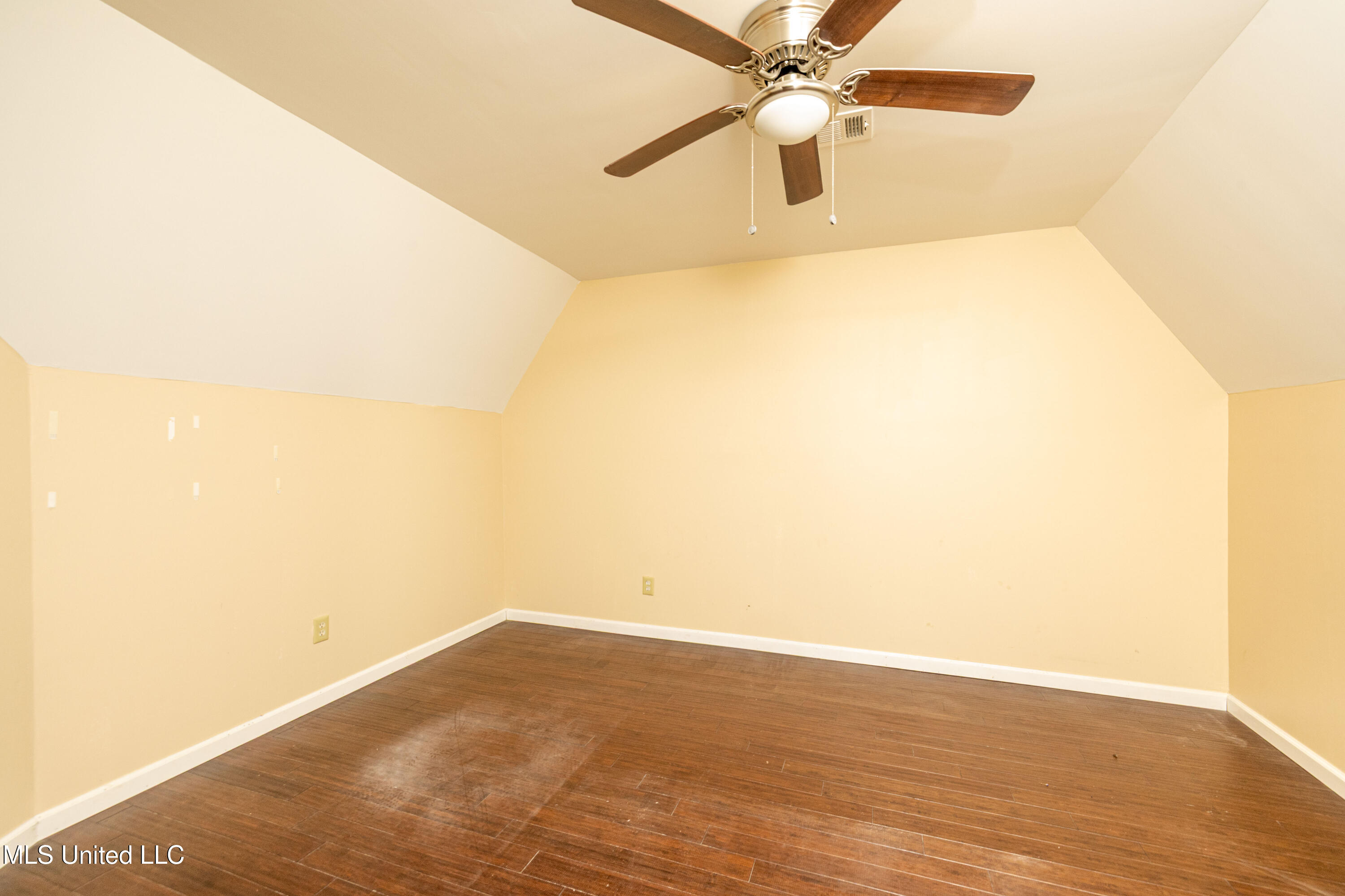 7827 Germantown Road Property Photo 28