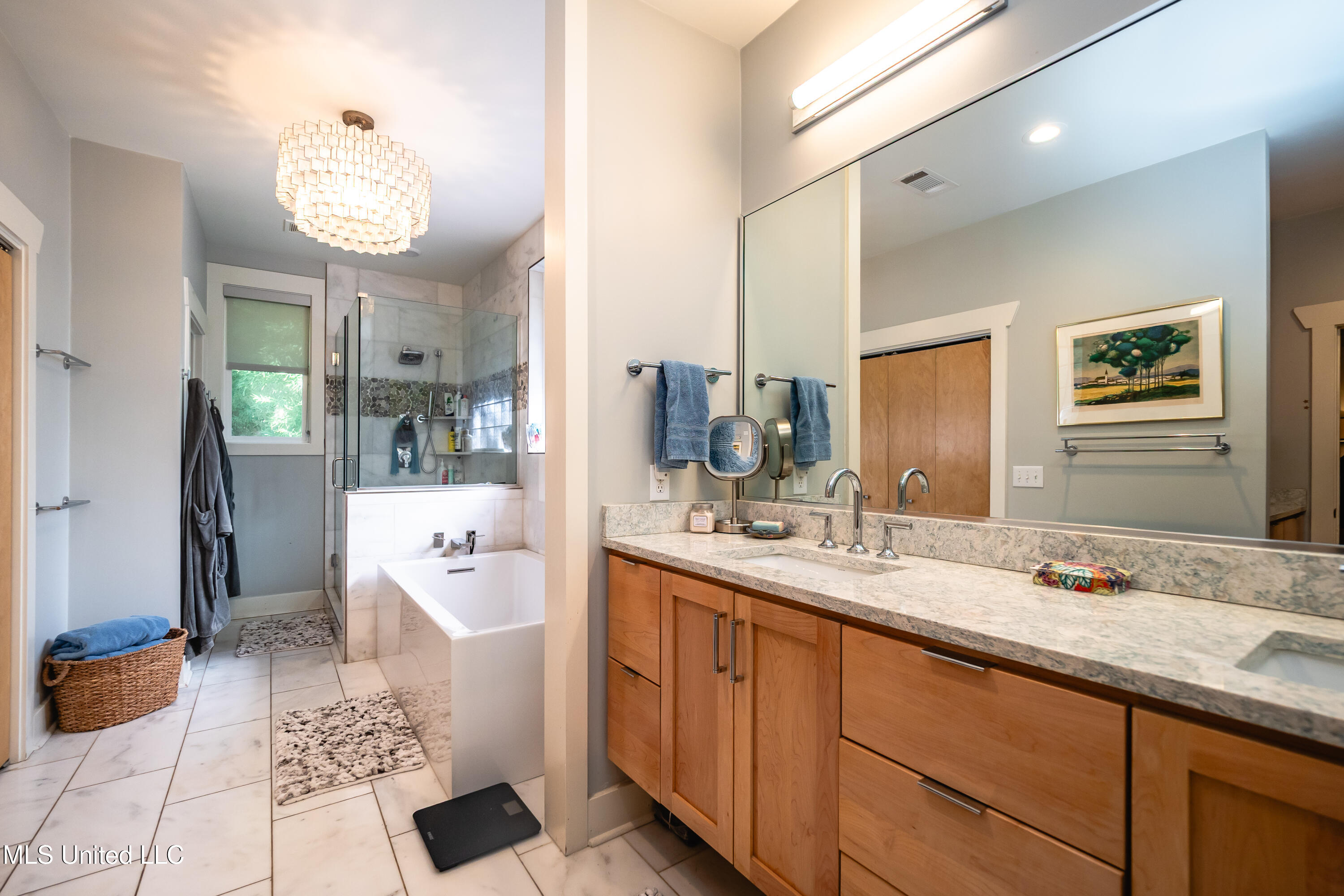 2216 Southwood Road Property Photo 30