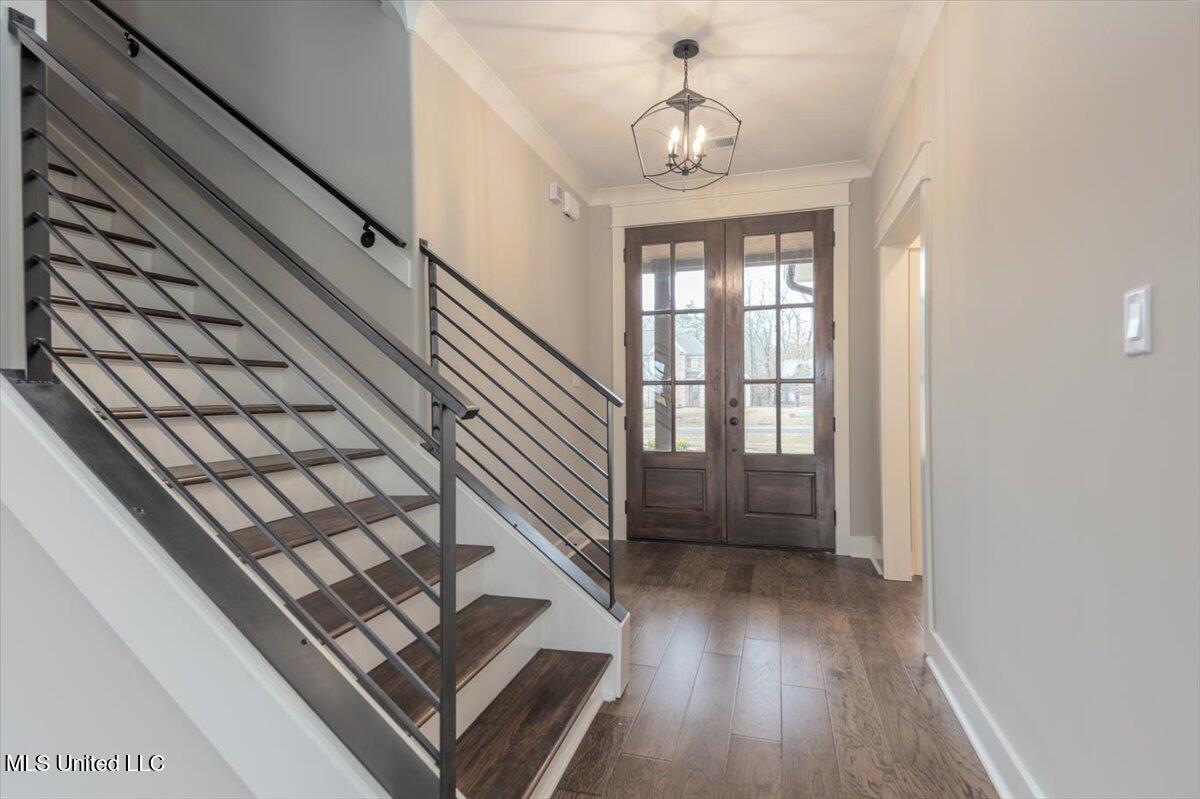 1722 Baisley Drive Property Photo 3