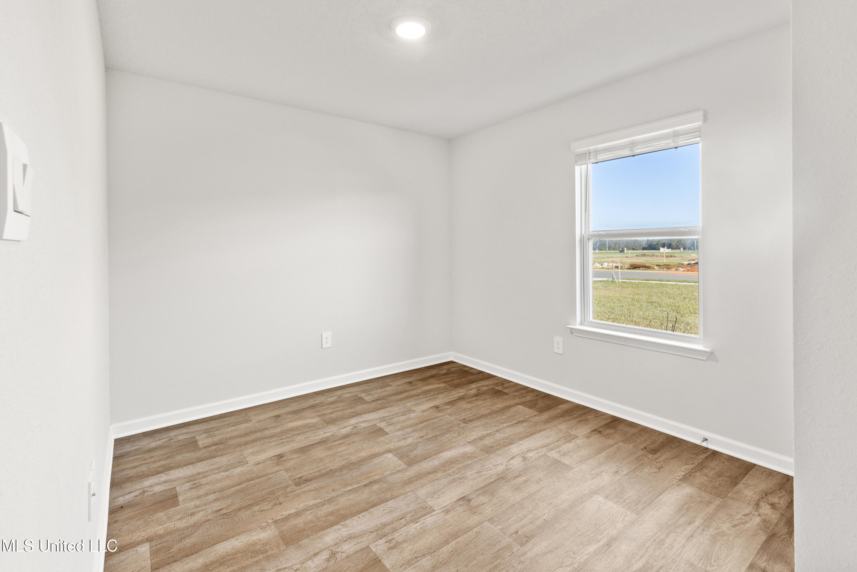 17469 E Sycamore Street Property Photo 4