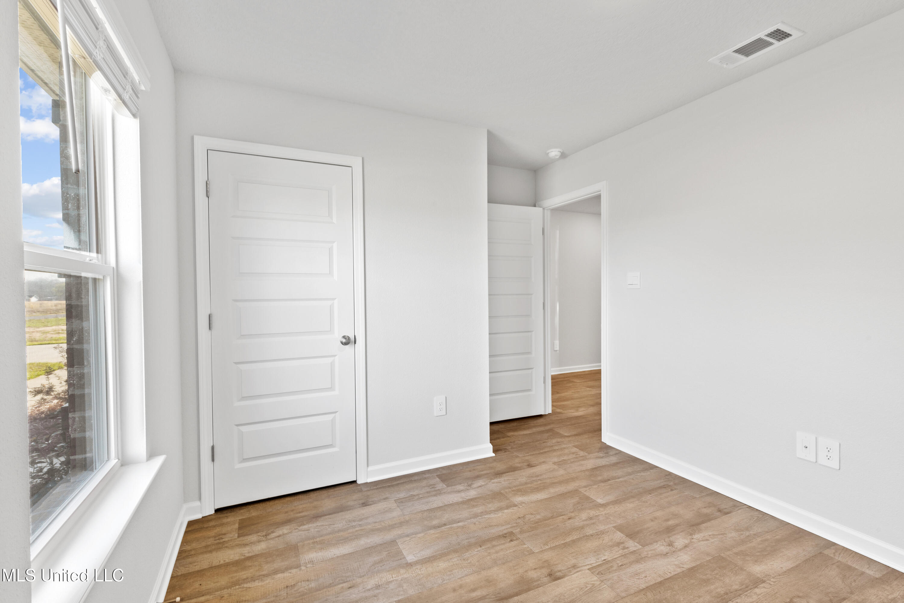 17469 E Sycamore Street Property Photo 5