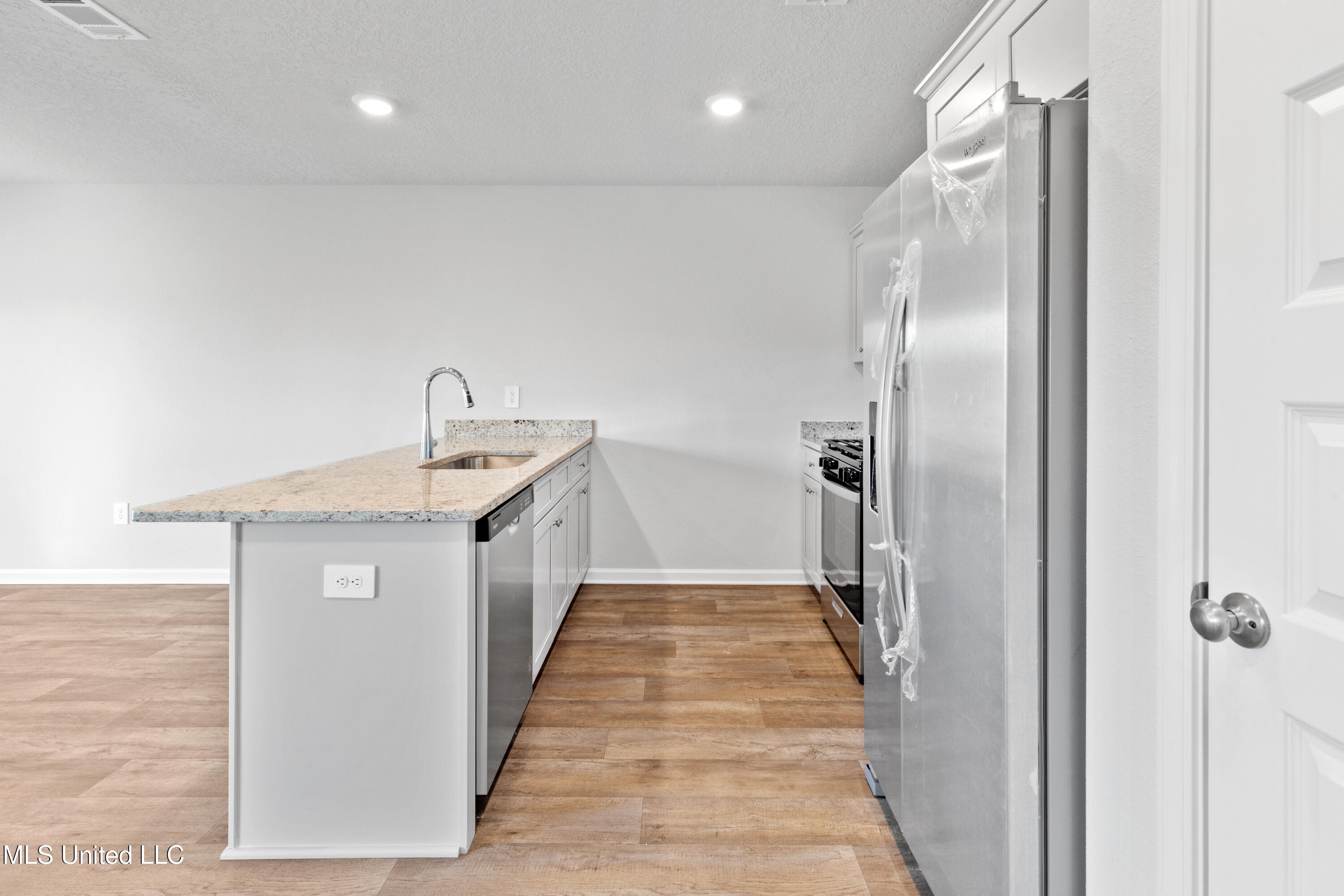 17469 E Sycamore Street Property Photo 14