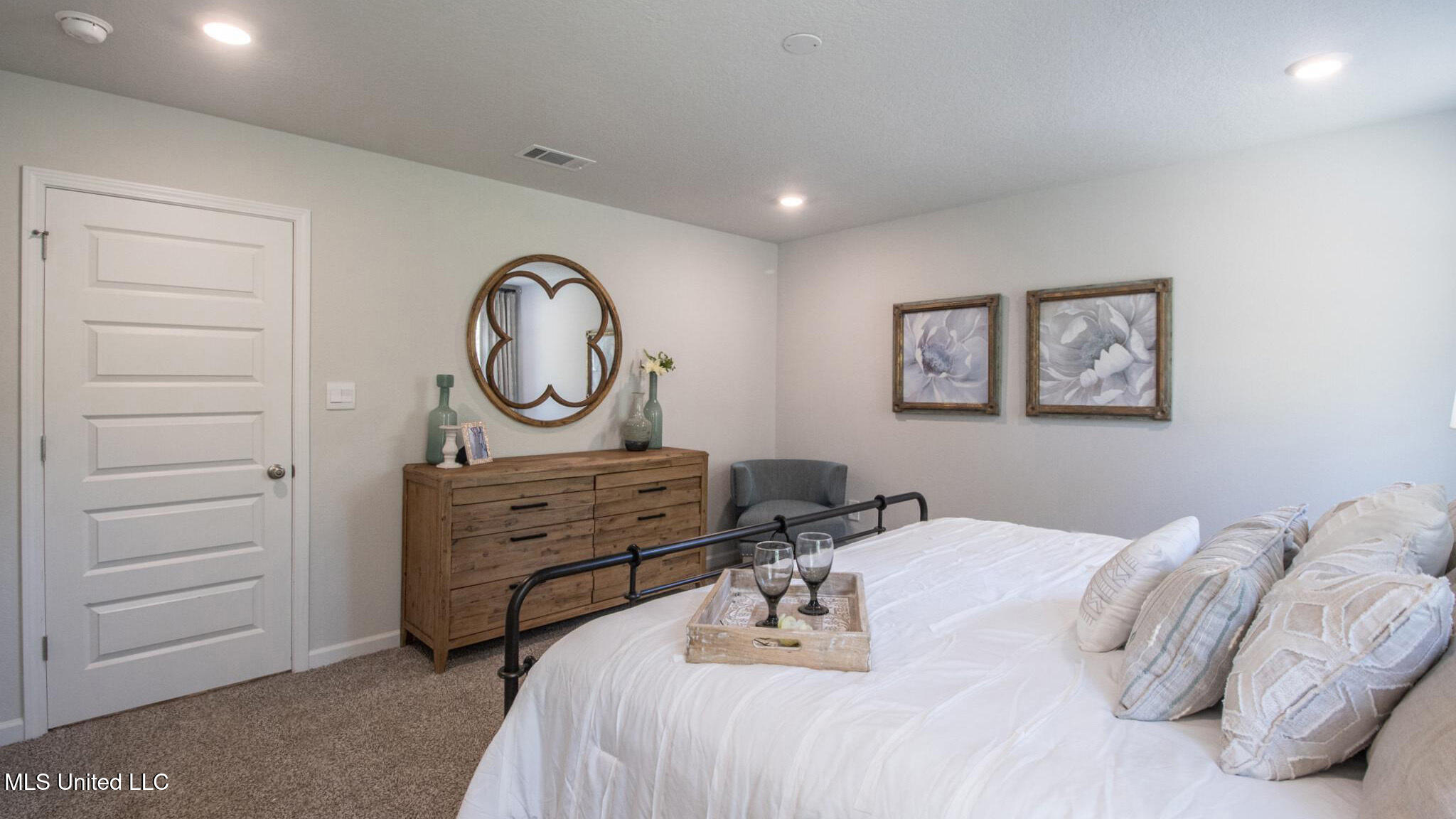 15941 Blue Ridge Drive Property Photo 11