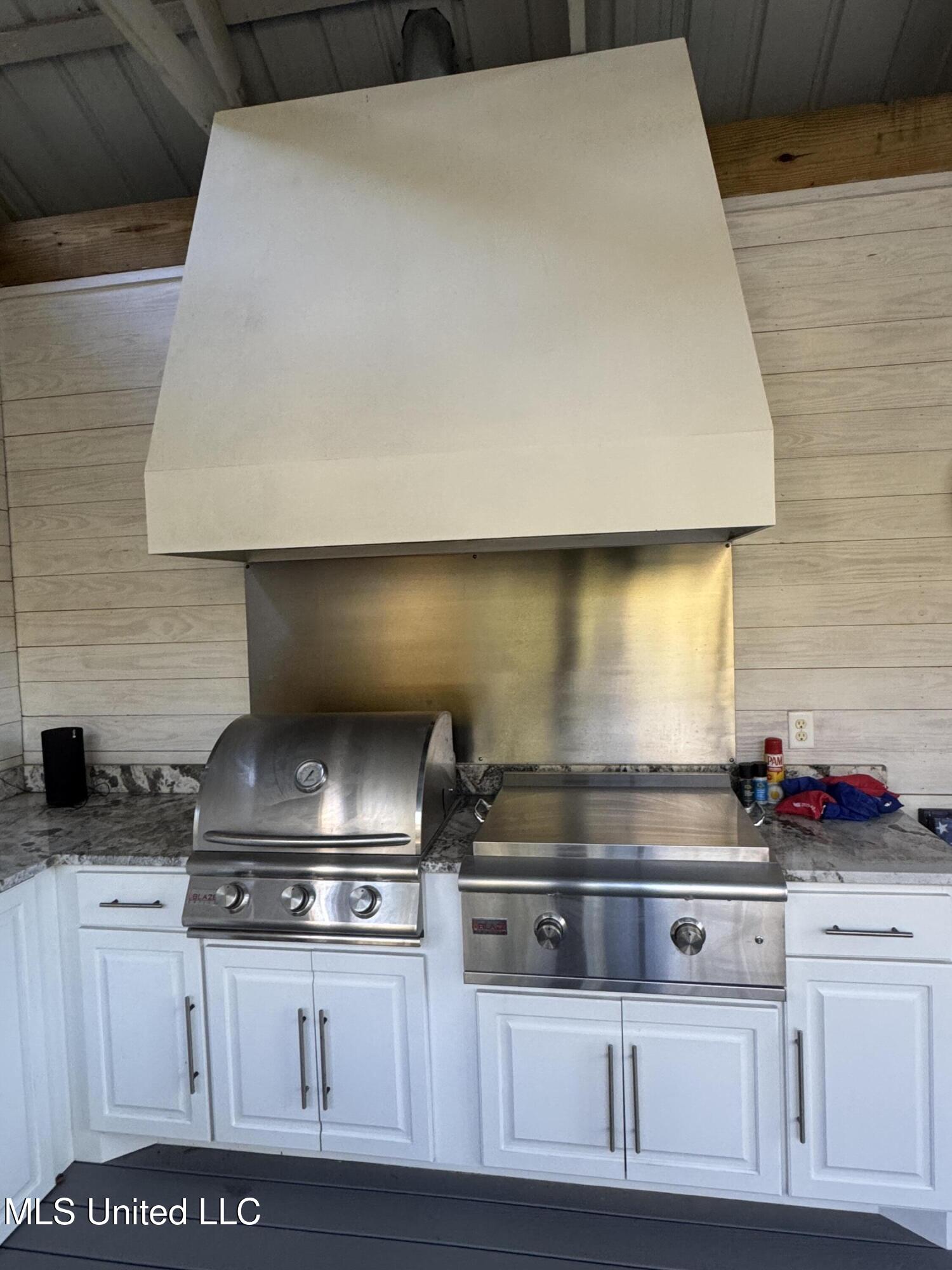 600 Pinecrest Drive Property Photo 12