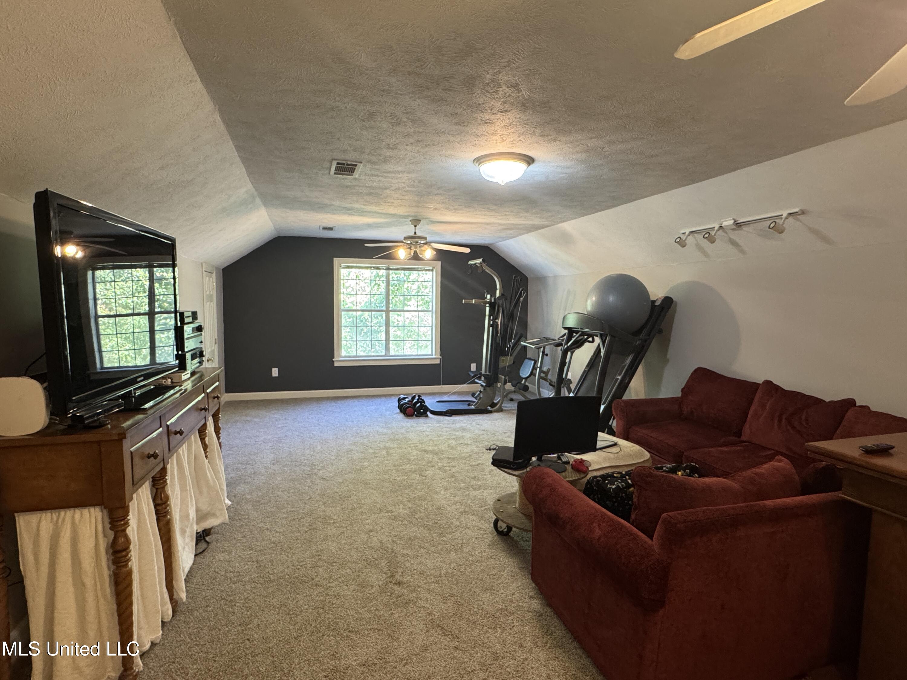 600 Pinecrest Drive Property Photo 23