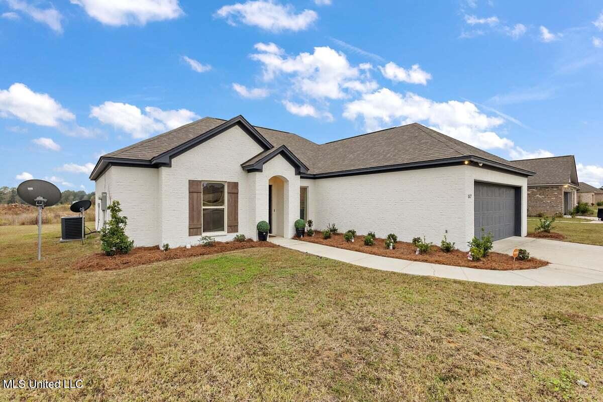 517 Birchwood Boulevard Property Photo 2