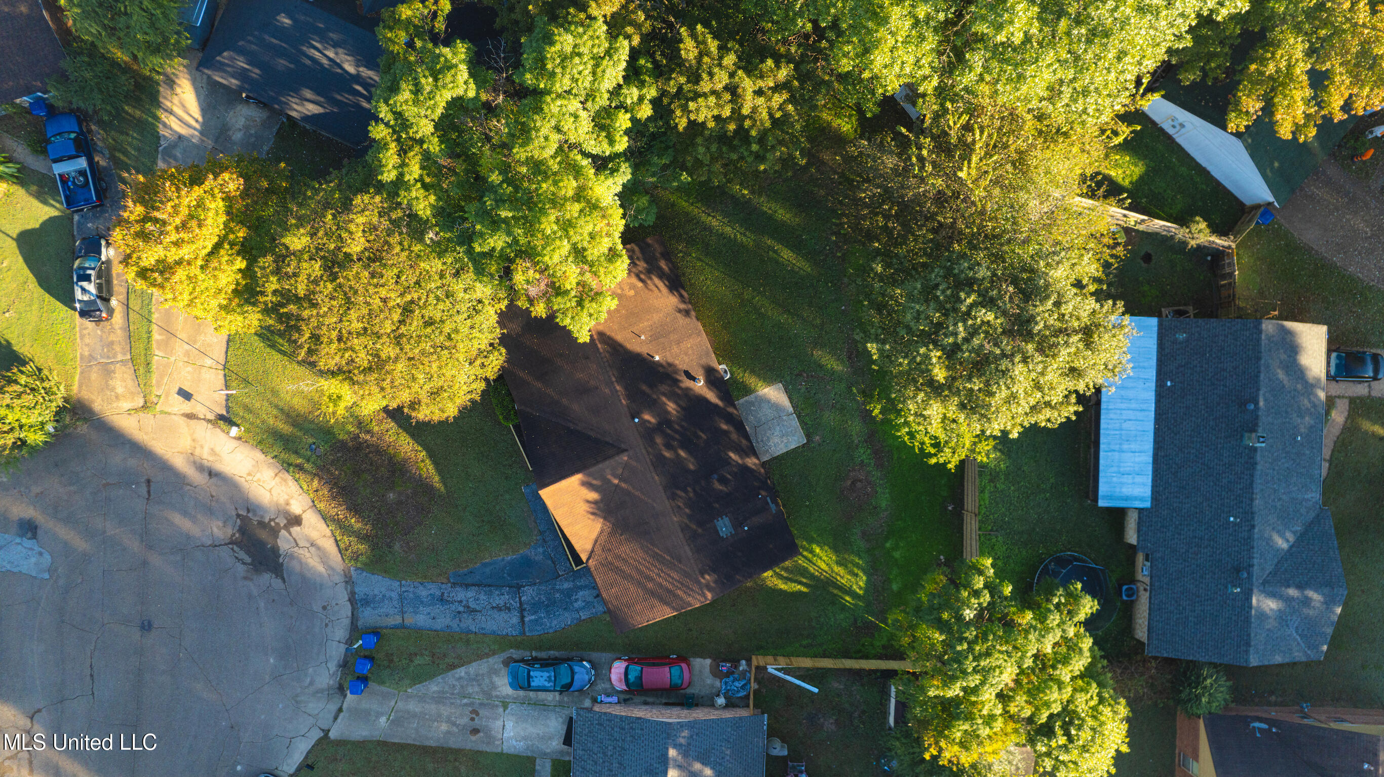 7274 Downing Cove Property Photo 27