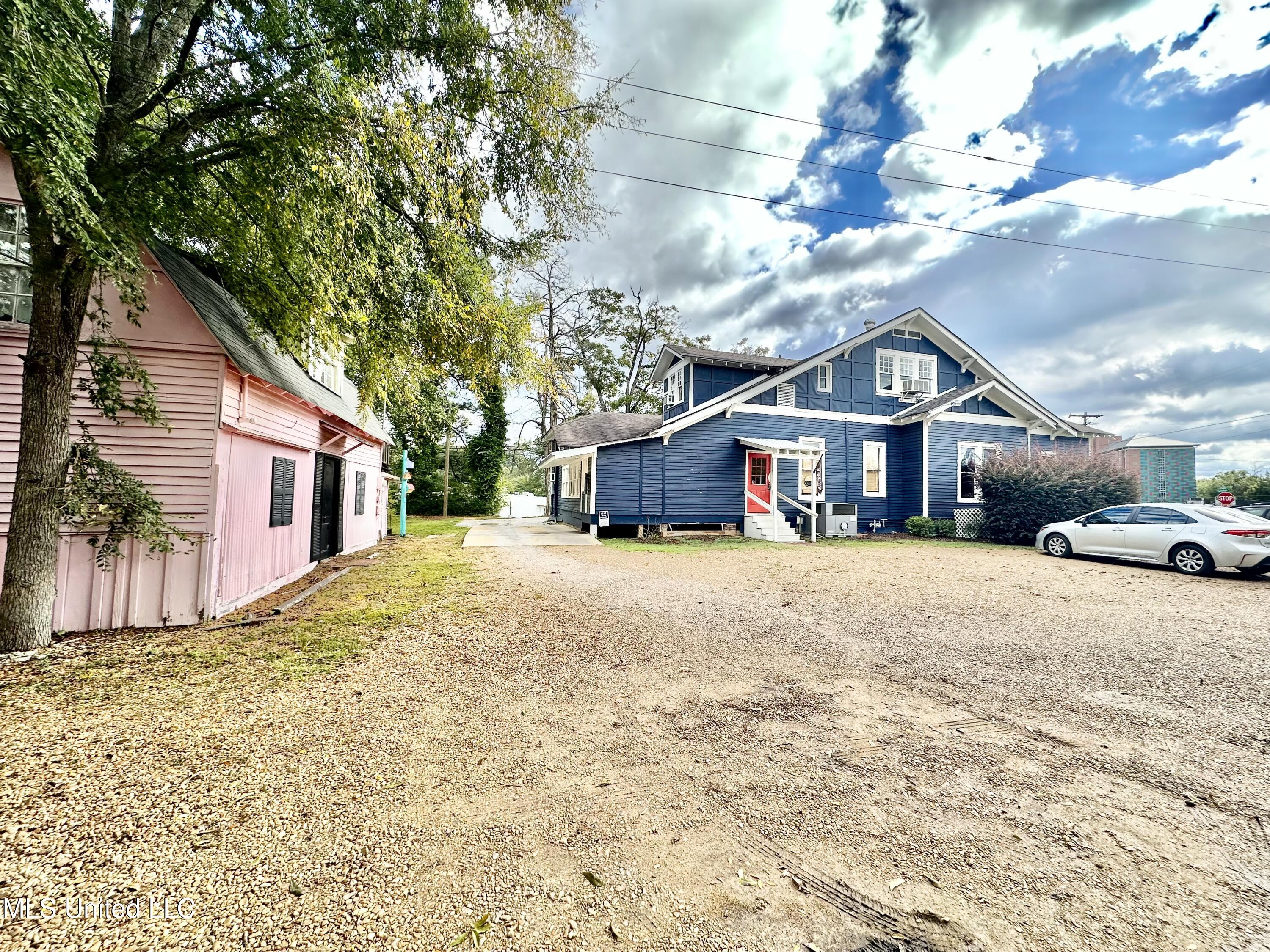 512 W Monticello Street Property Photo 19