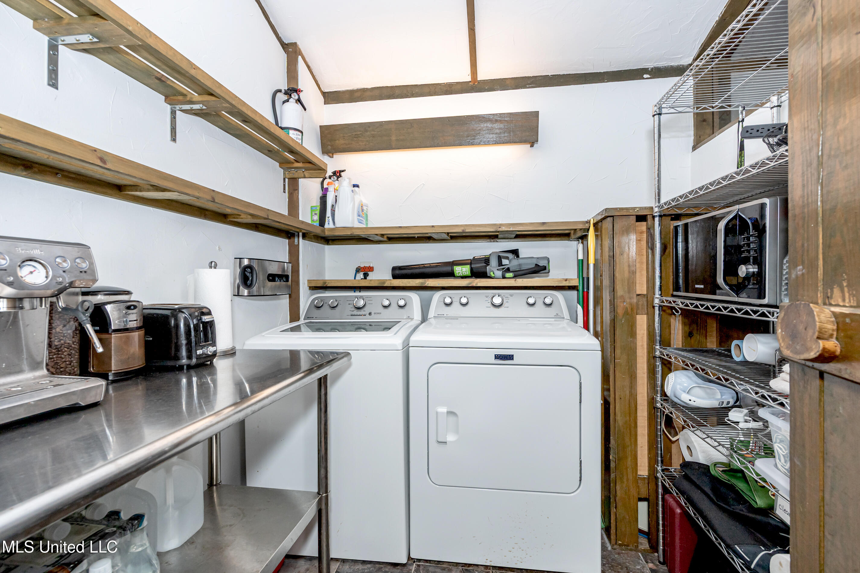 1103 Le Voyageur Drive Property Photo 15