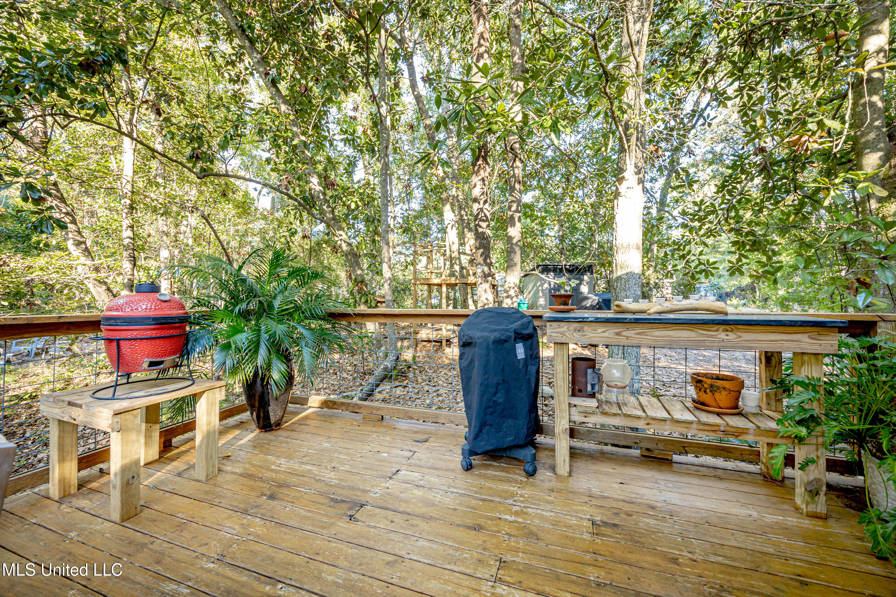1103 Le Voyageur Drive Property Photo 44