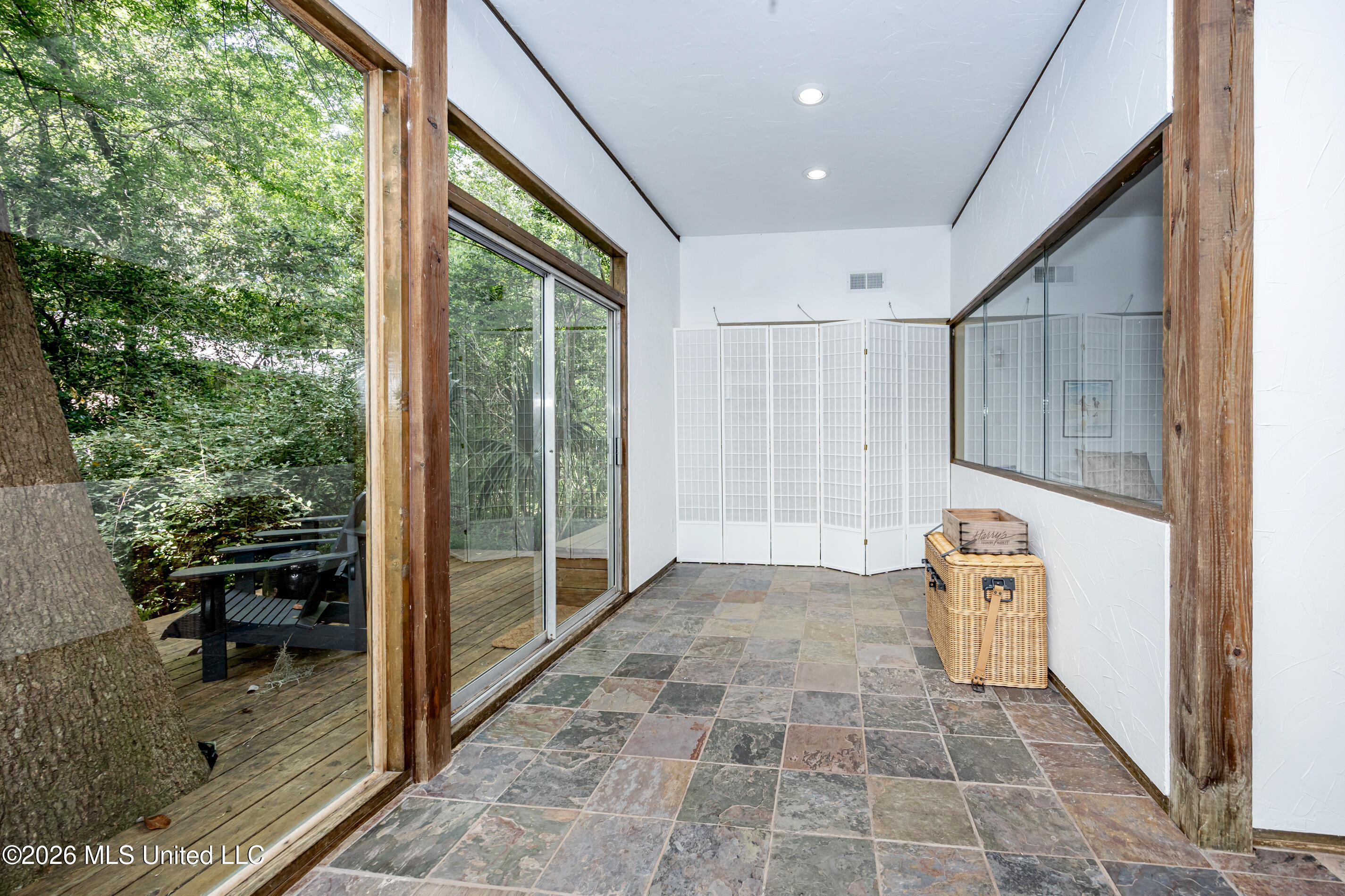 1103 Le Voyageur Drive Property Photo 77