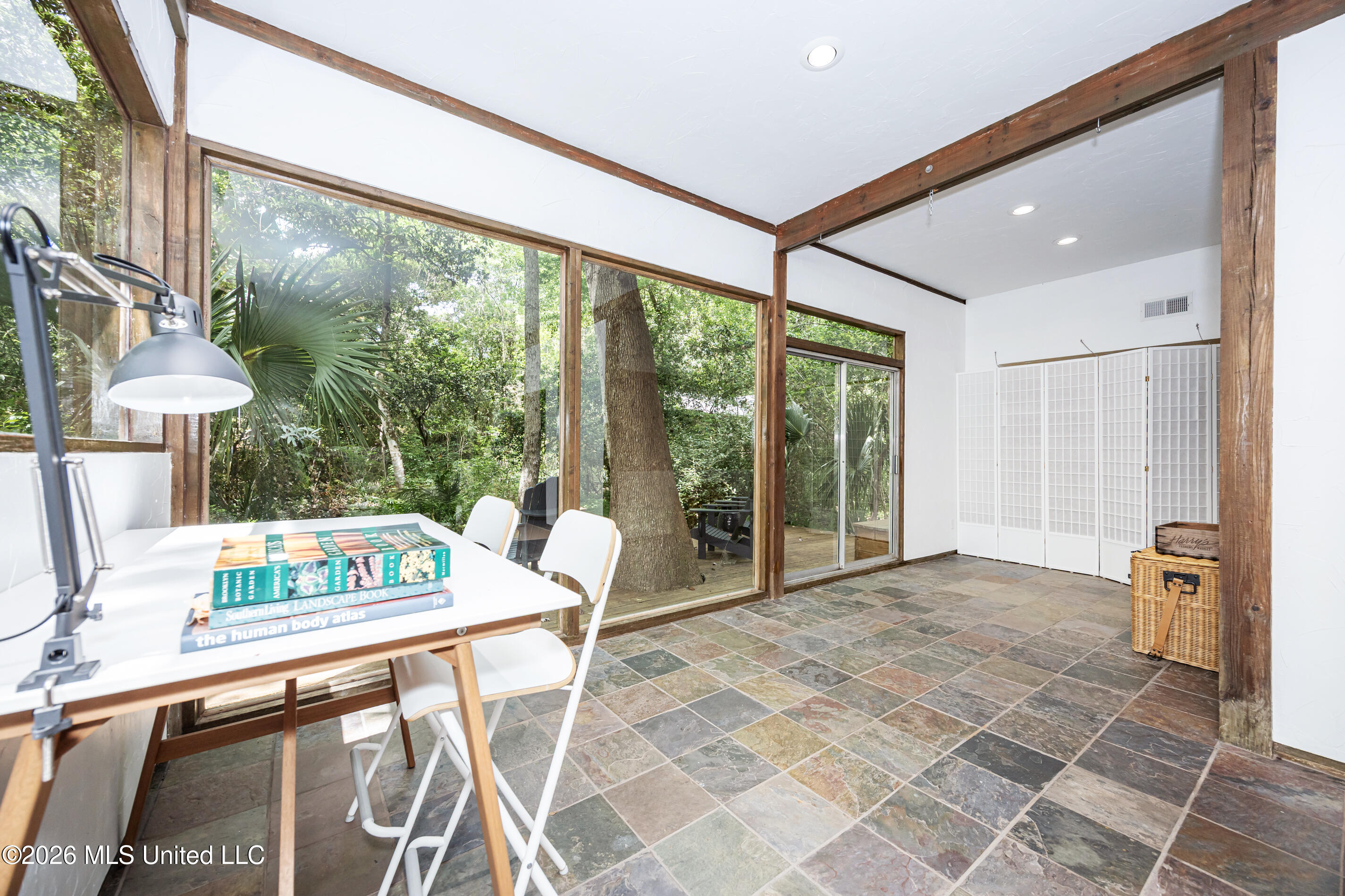 1103 Le Voyageur Drive Property Photo 80