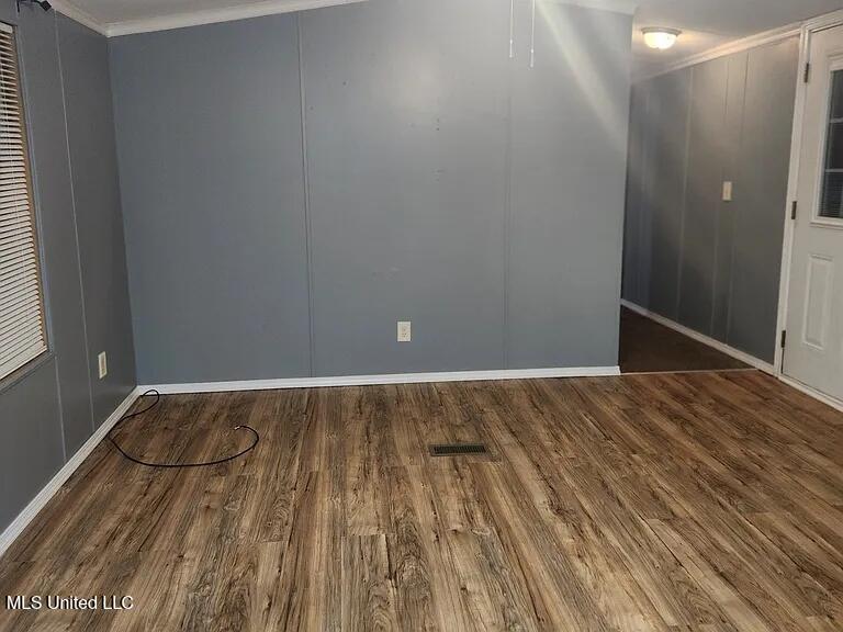 7310 Pineview Drive Property Photo 9