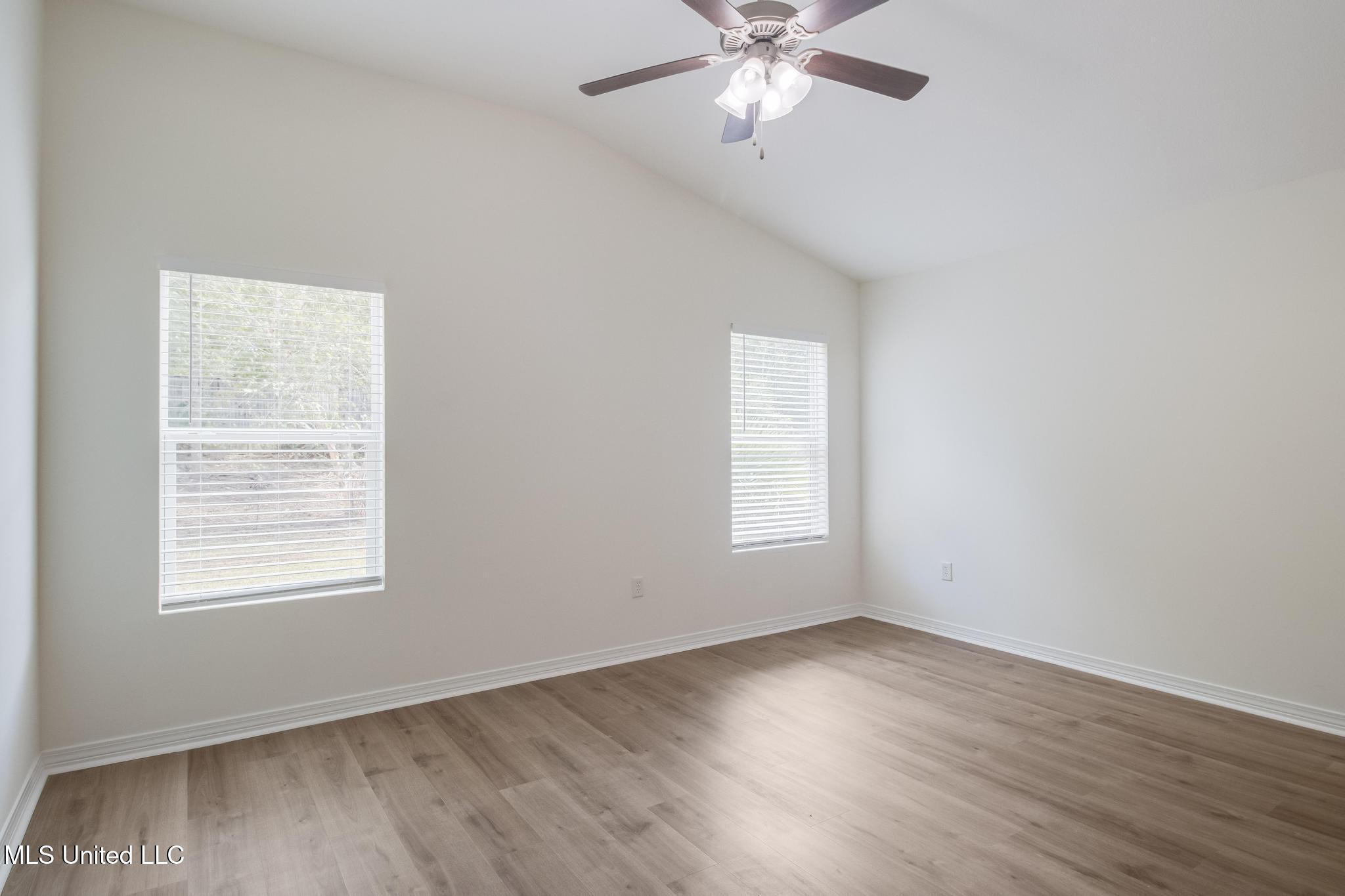 13110 Turtle Creek Parkway Property Photo 8