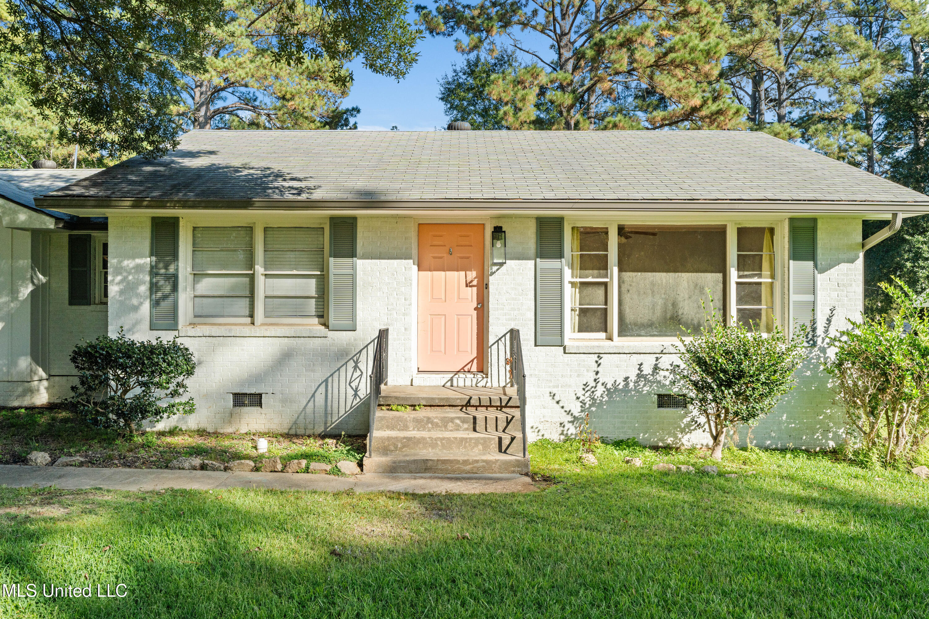 915 Kraner Lane Property Photo 6