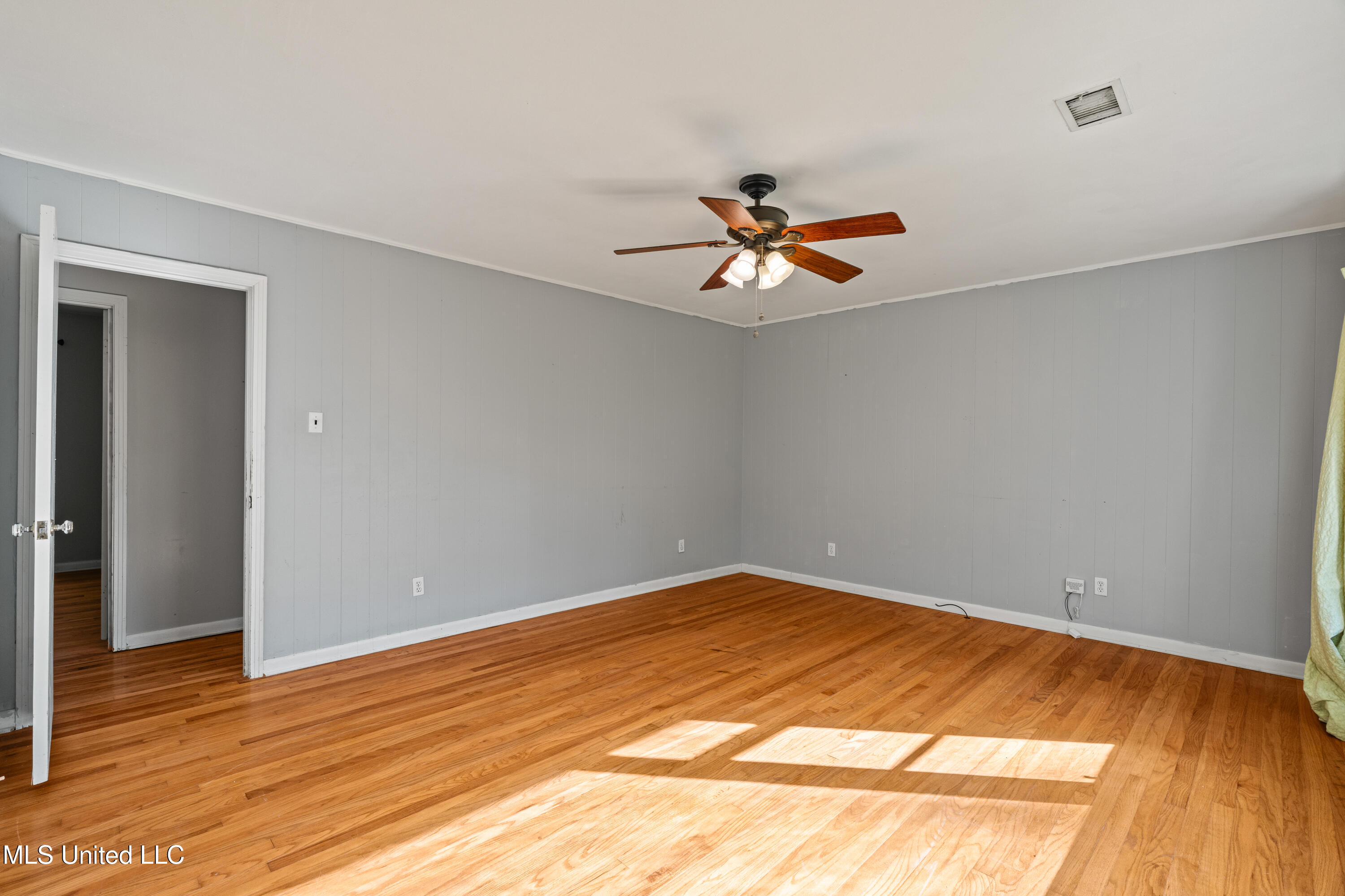 915 Kraner Lane Property Photo 7