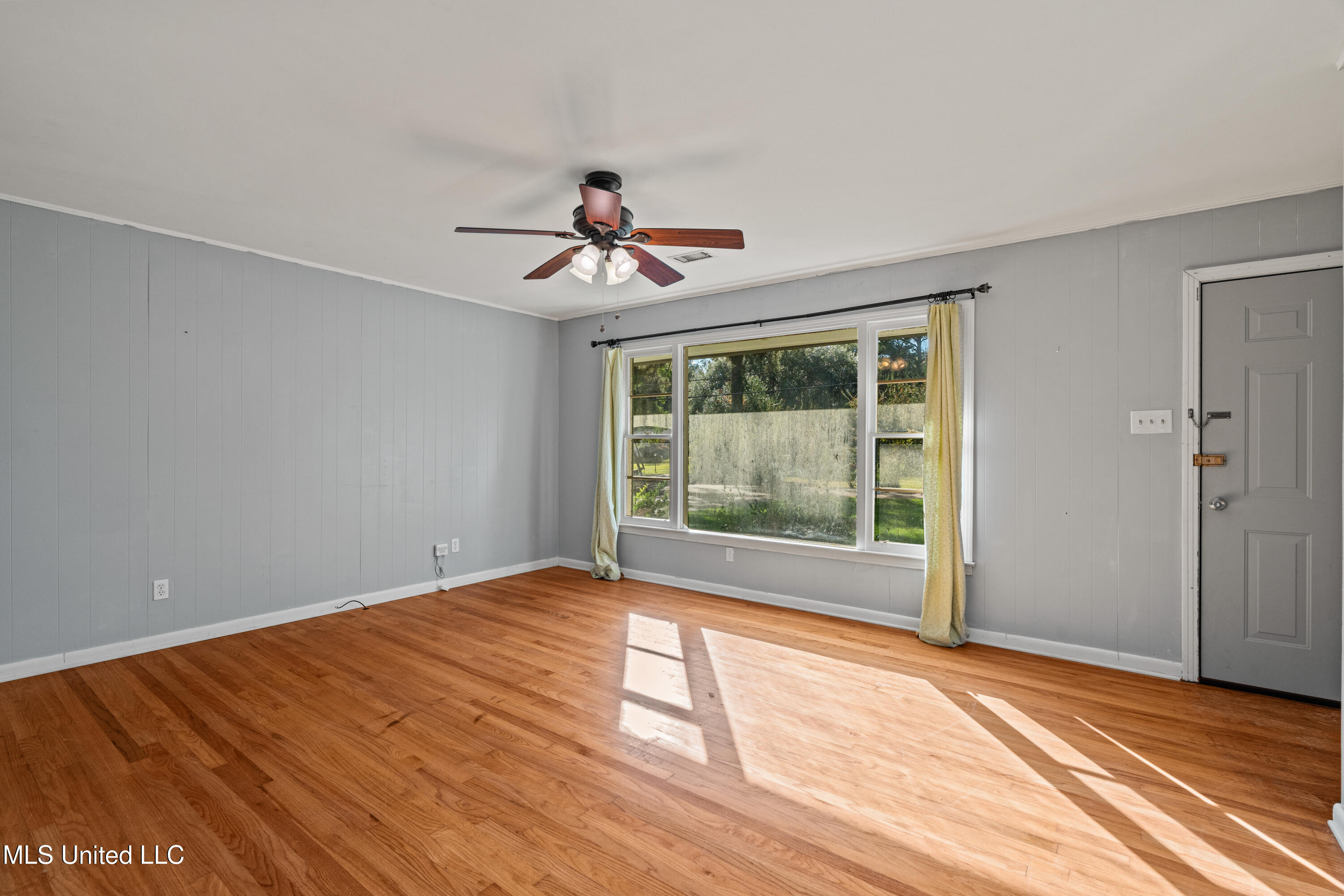 915 Kraner Lane Property Photo 8