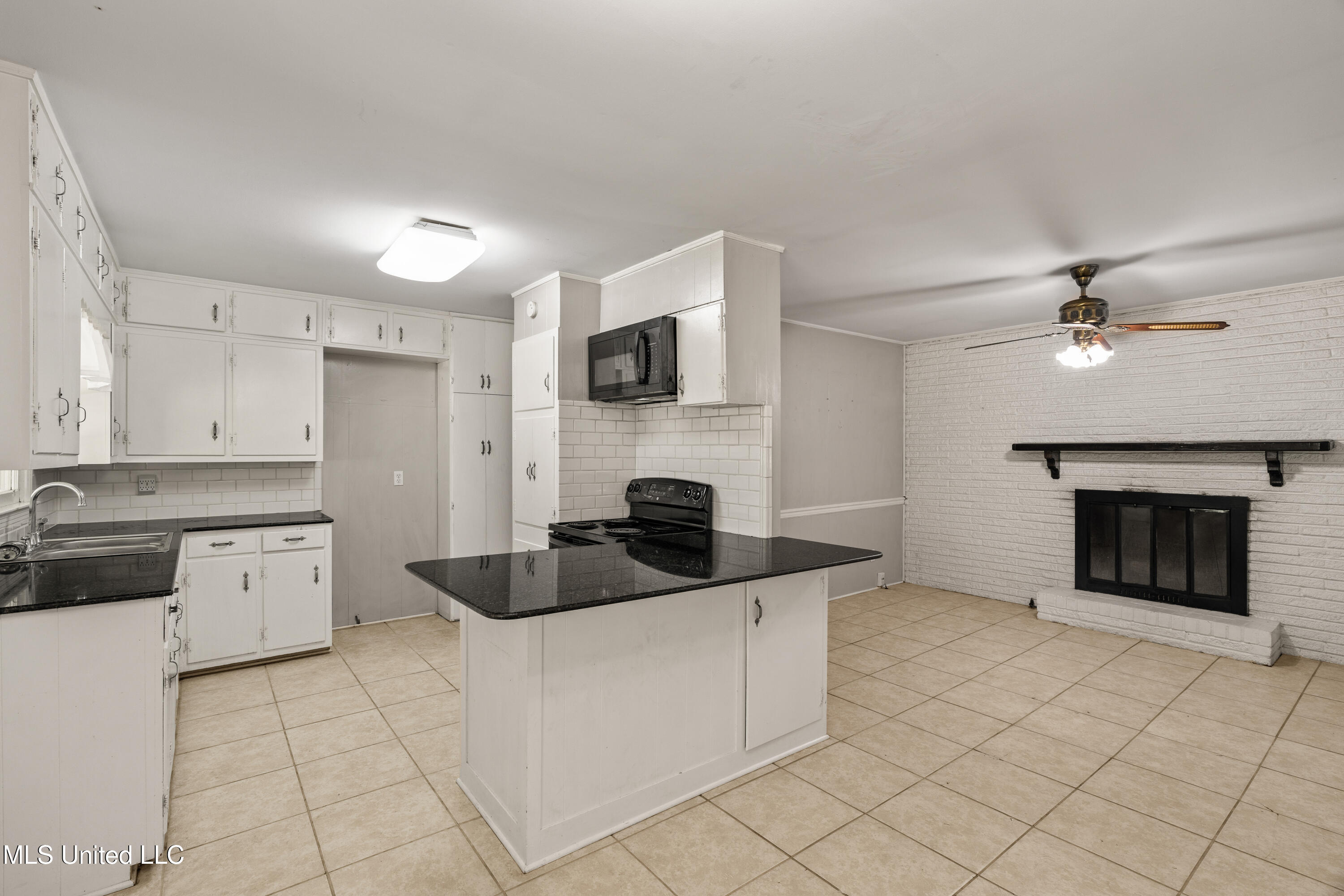 915 Kraner Lane Property Photo 13