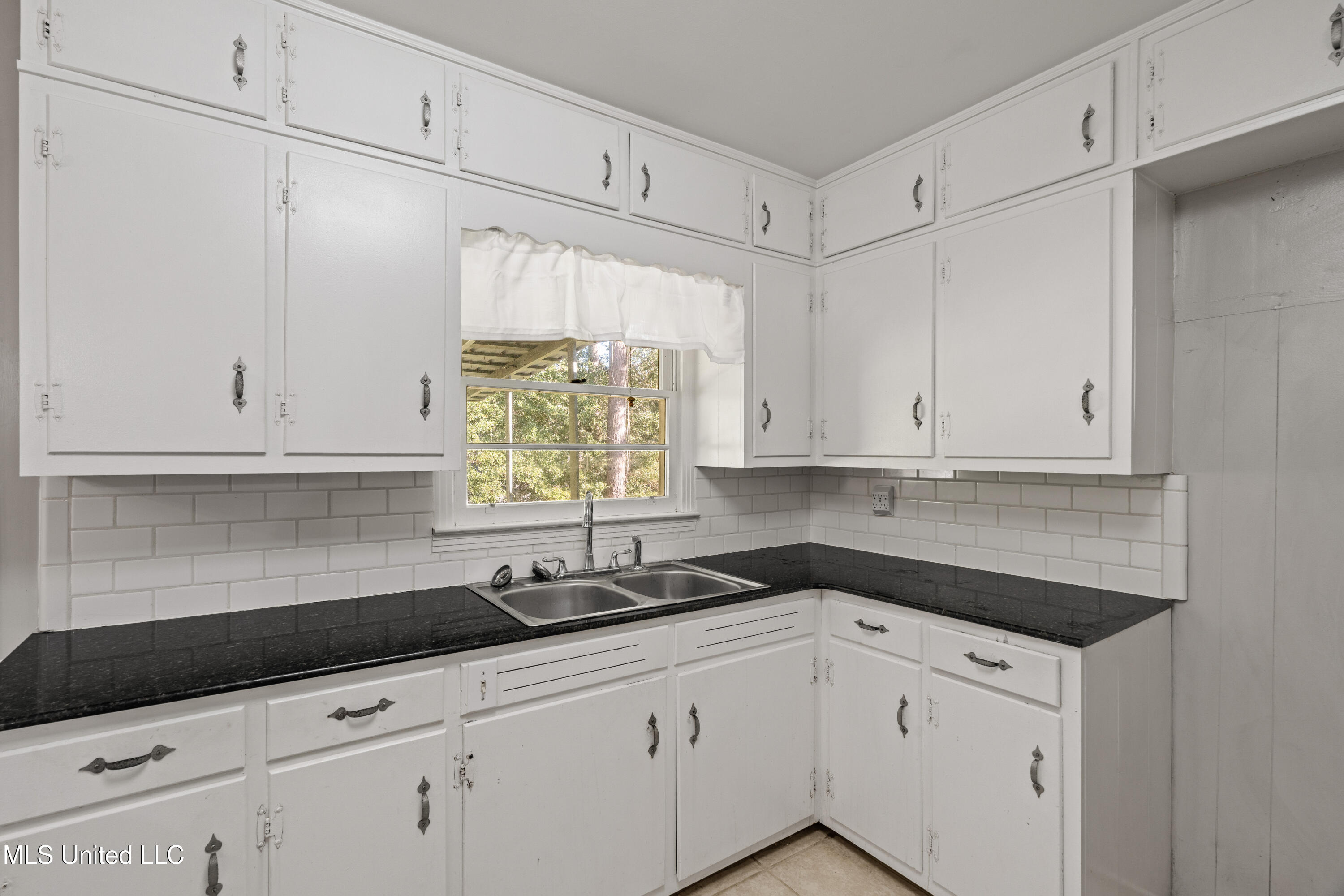 915 Kraner Lane Property Photo 17