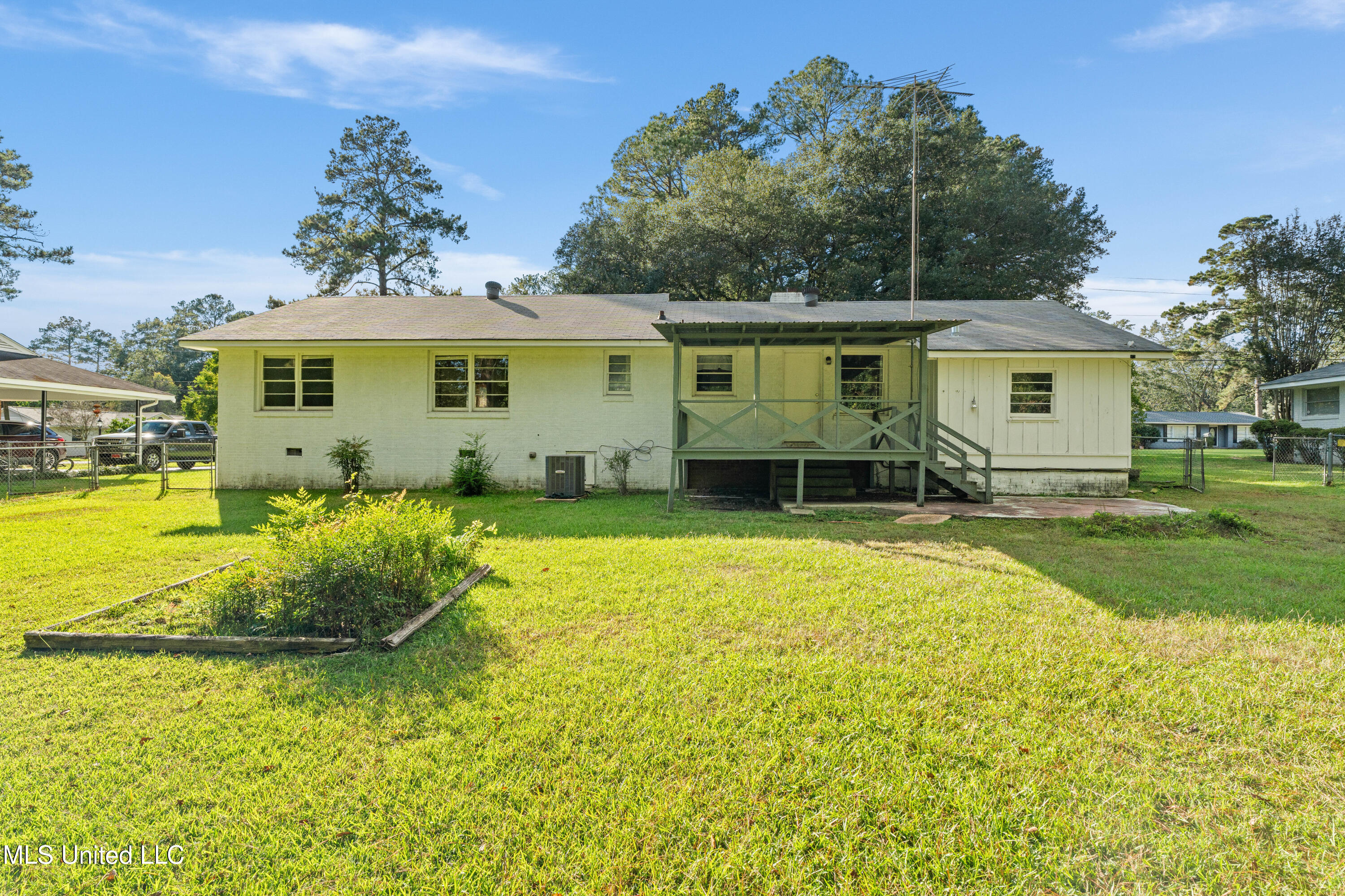 915 Kraner Lane Property Photo 33