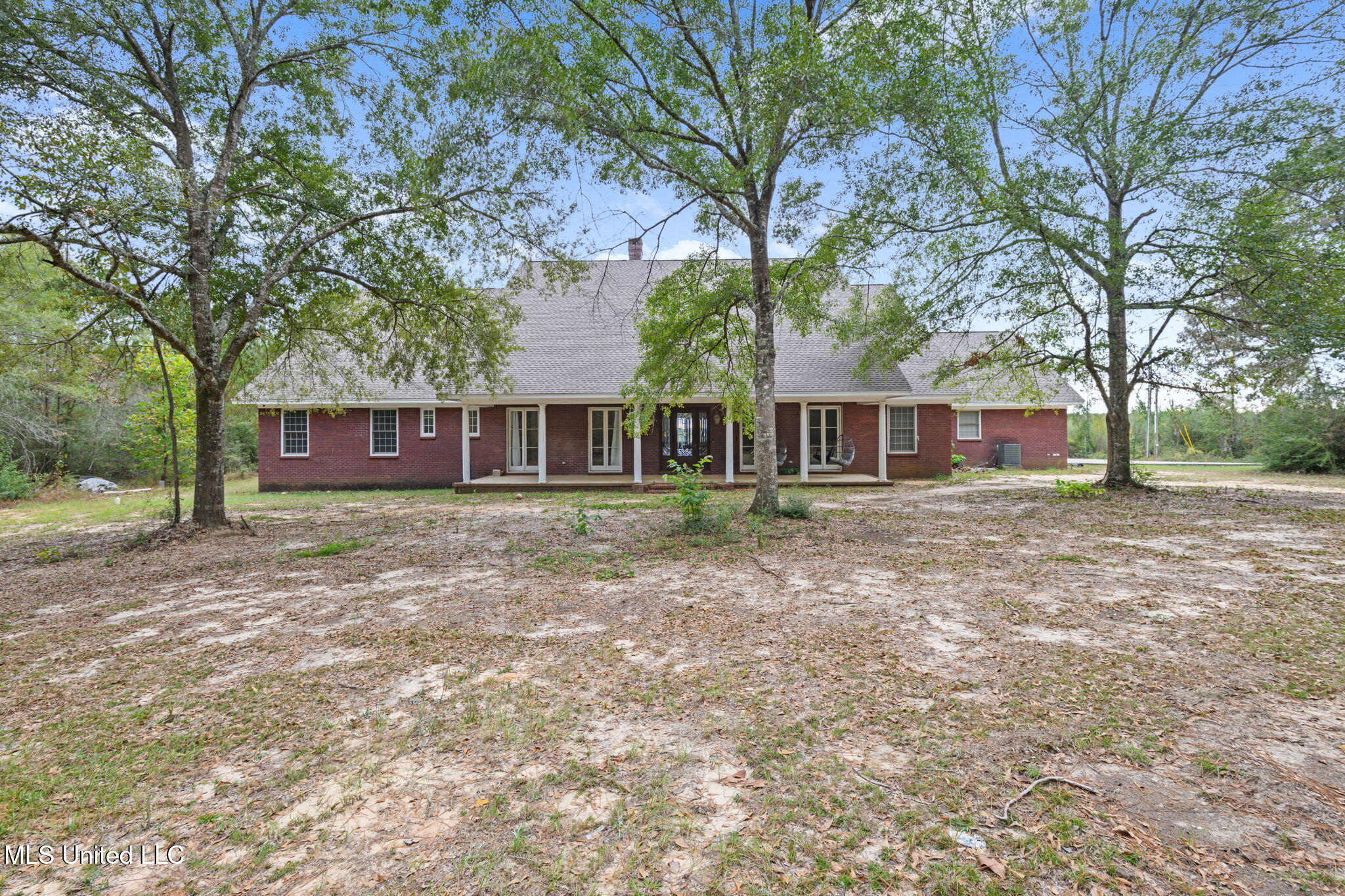 454 Earlville Road Property Photo 4