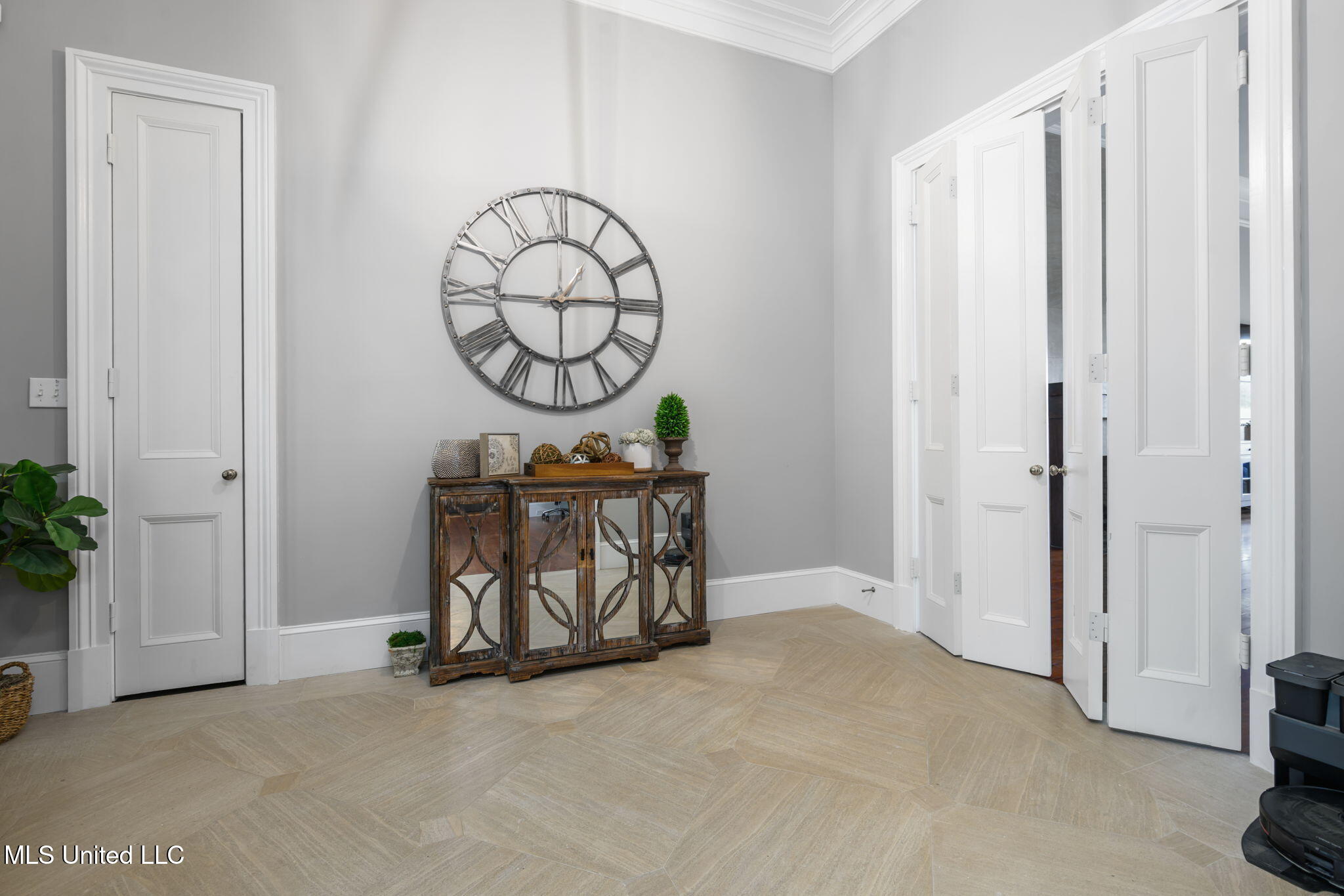 454 Earlville Road Property Photo 13