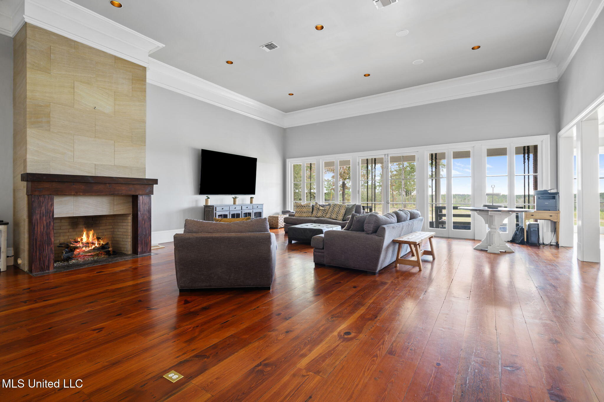 454 Earlville Road Property Photo 17