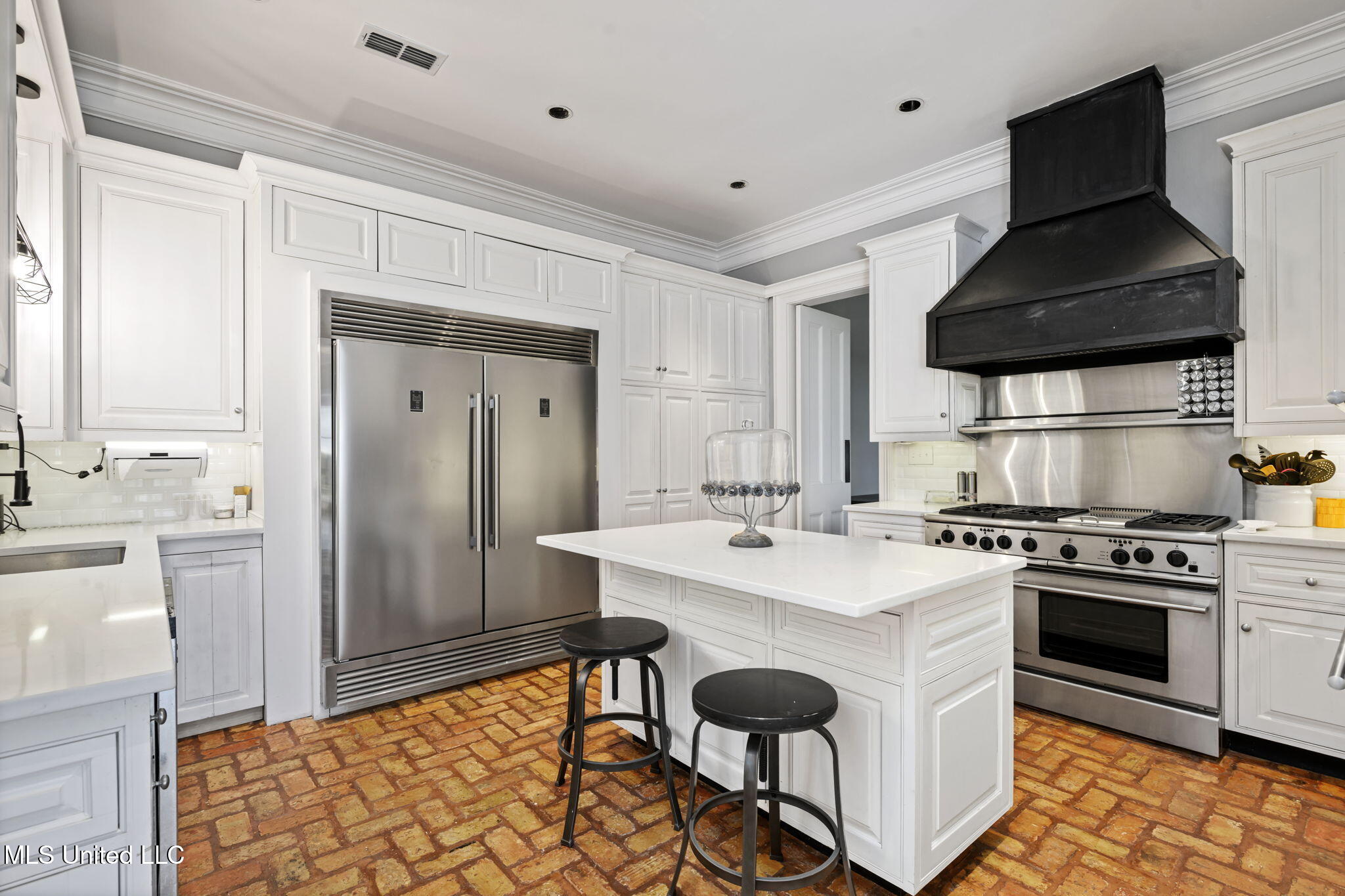 454 Earlville Road Property Photo 23