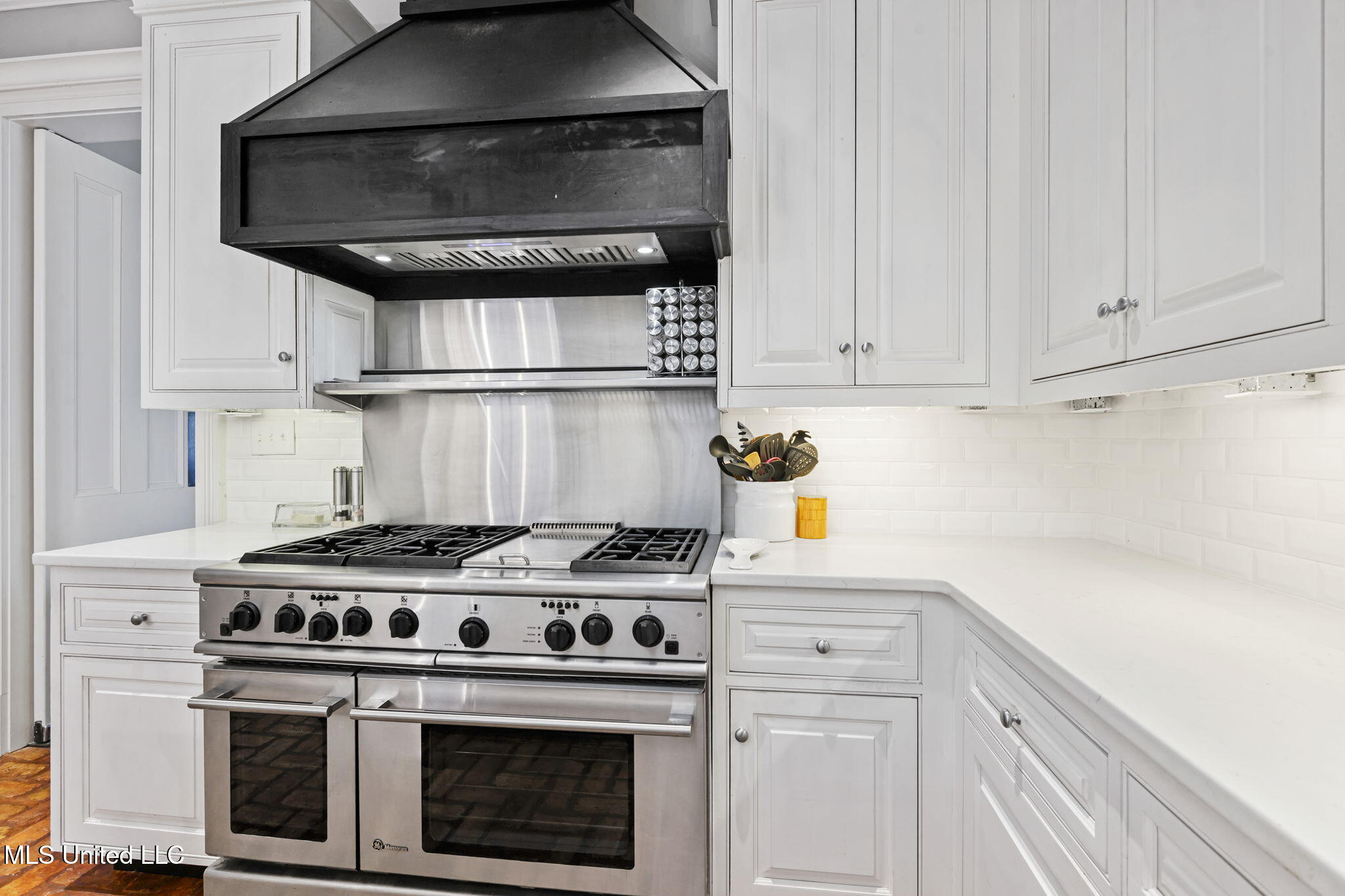 454 Earlville Road Property Photo 26