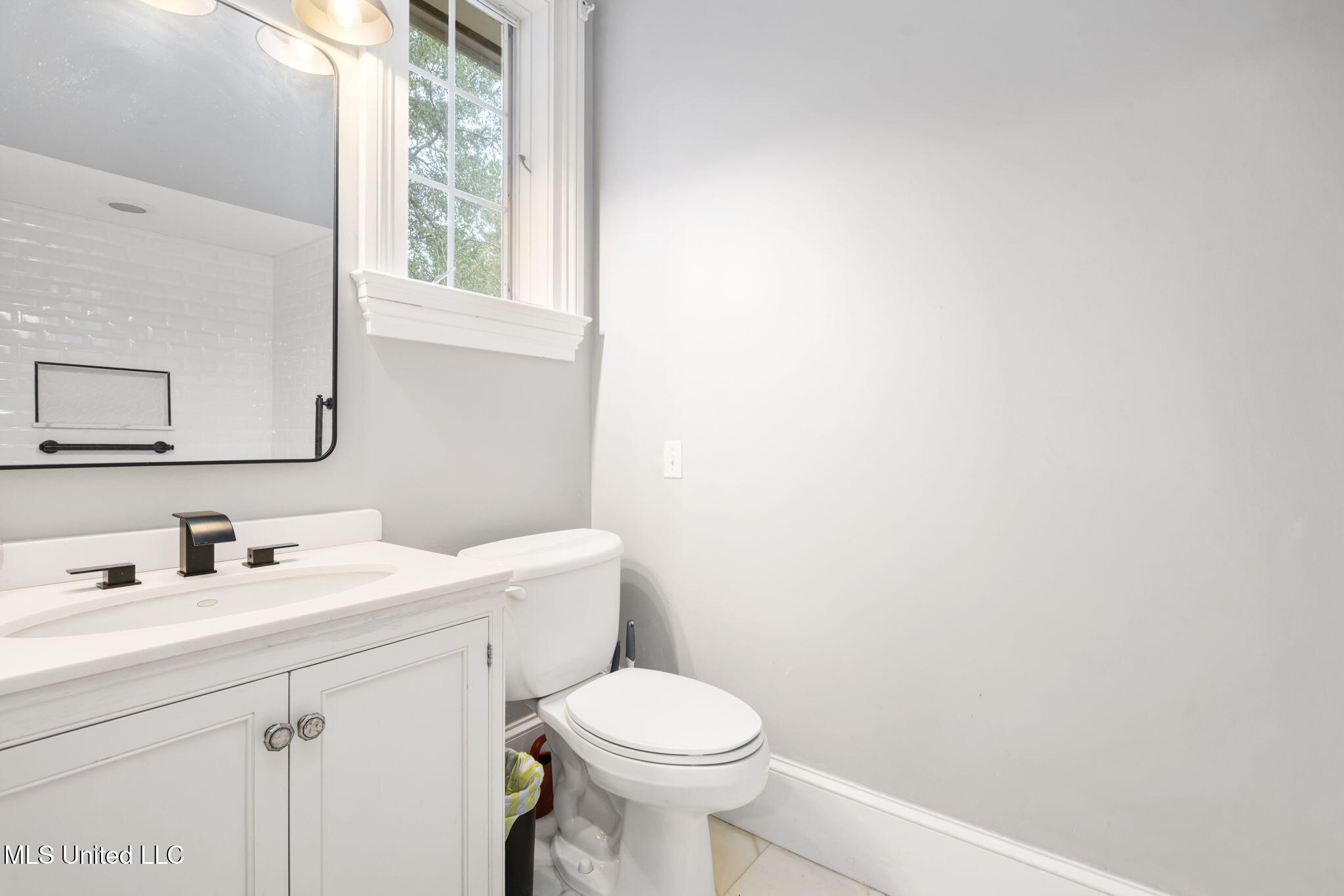 454 Earlville Road Property Photo 33