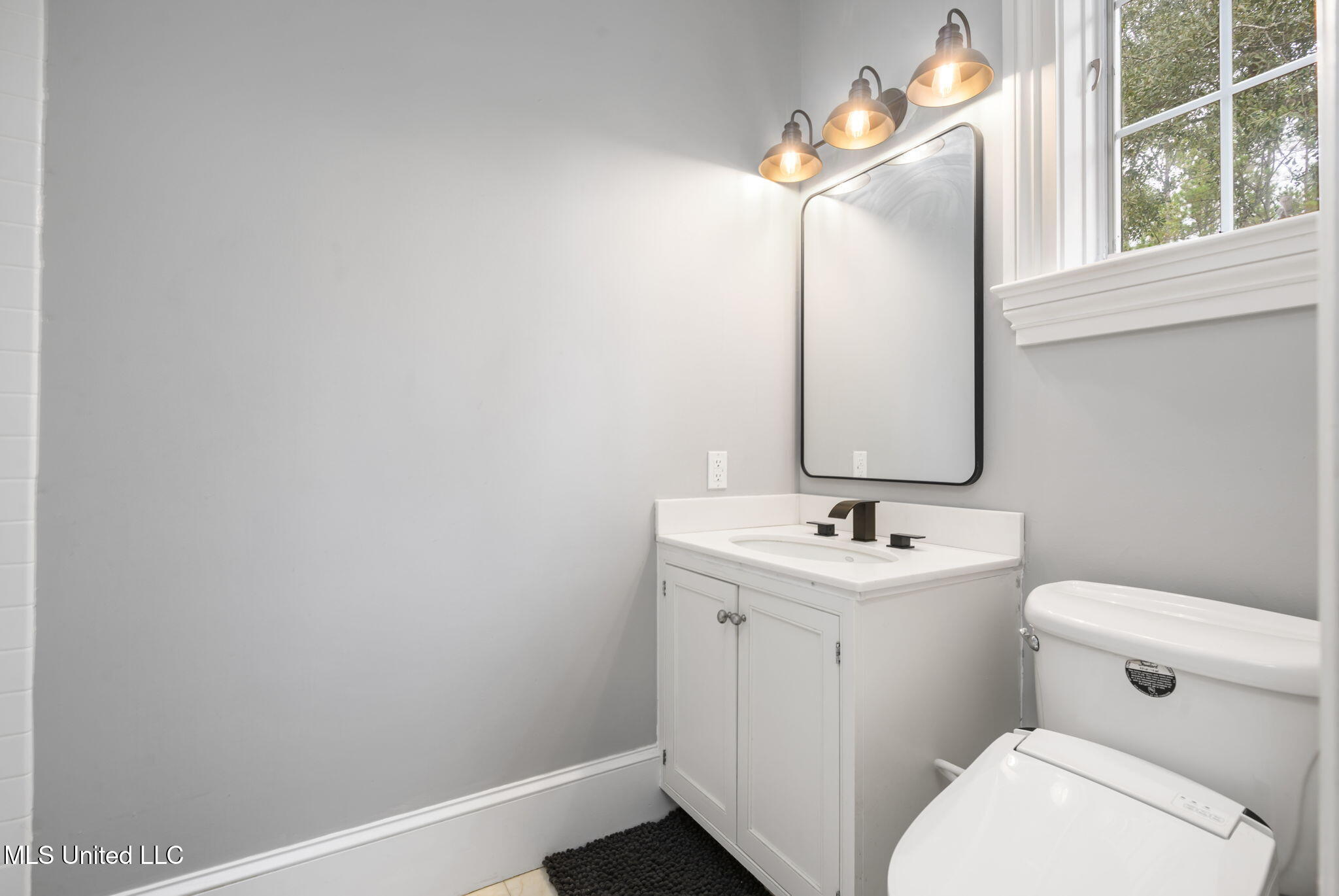 454 Earlville Road Property Photo 36