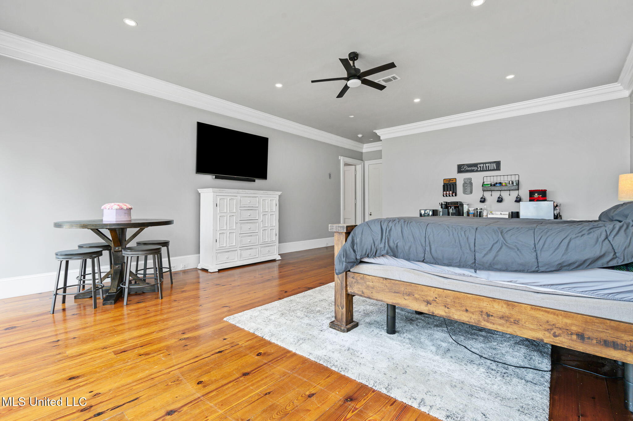 454 Earlville Road Property Photo 43