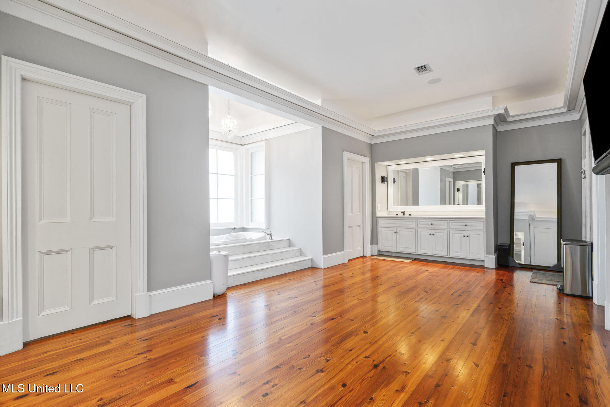 454 Earlville Road Property Photo 44