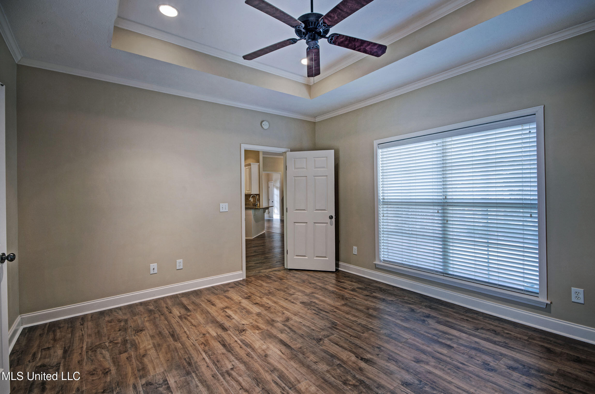 135 Seville Way Property Photo 25