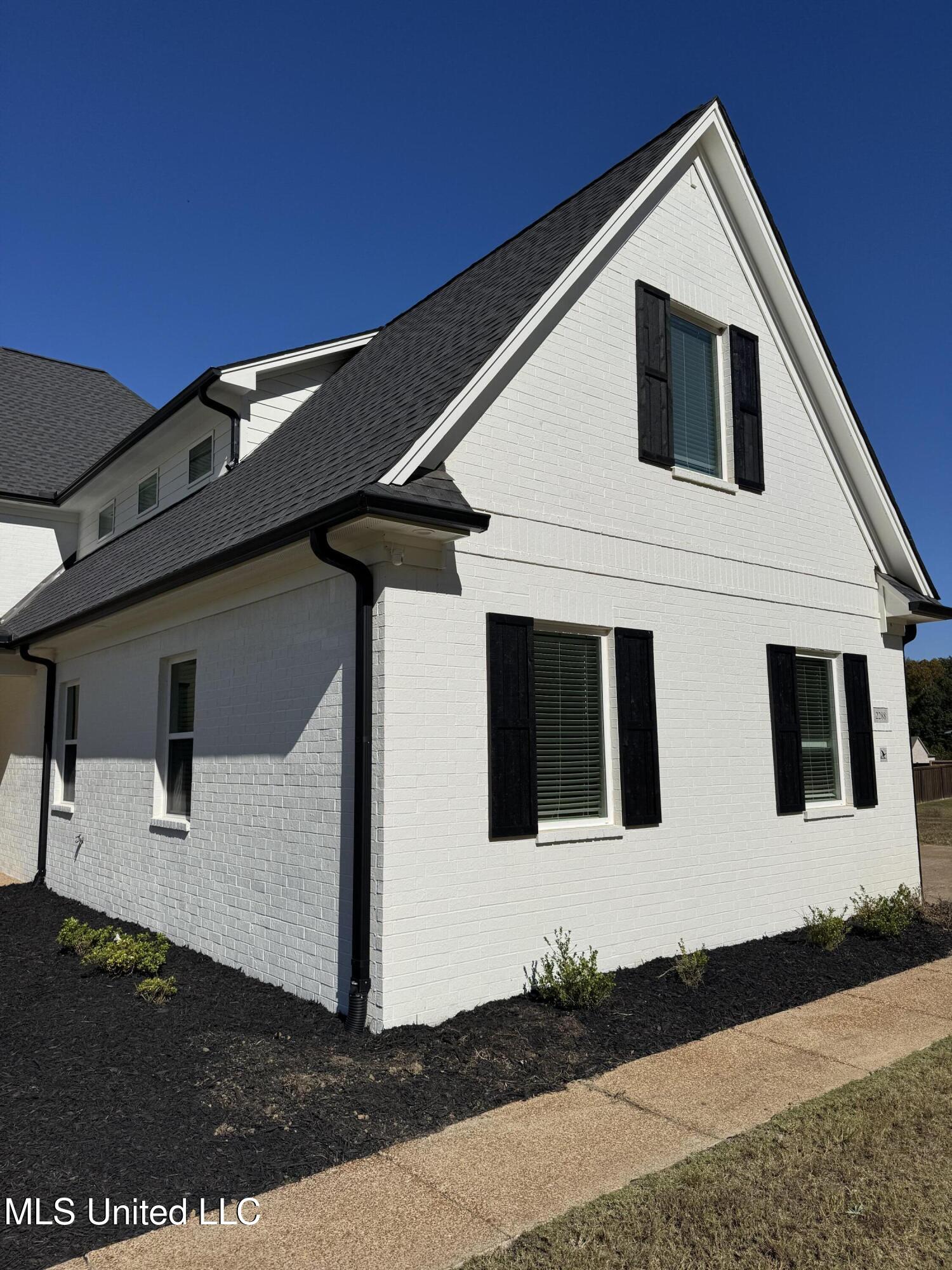 2288 Slocum Rd Road Property Photo 3