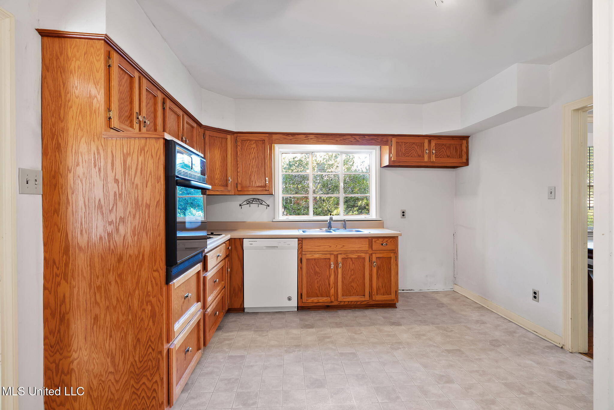 9355 Pigeon Roost Road Property Photo 11