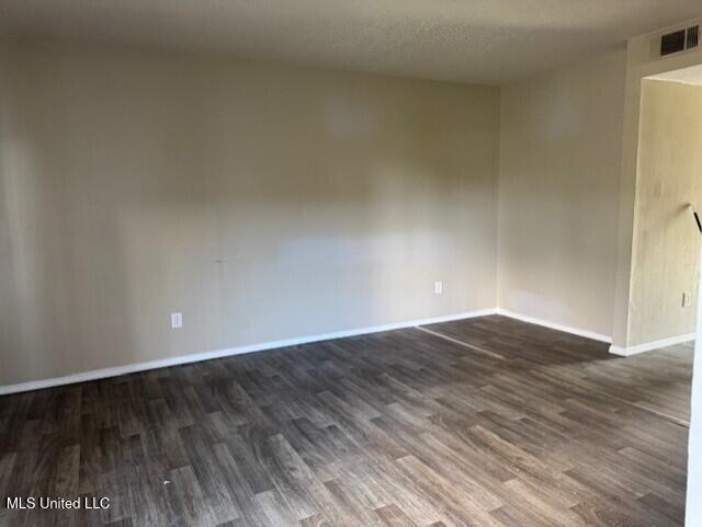 2823 Bienville Boulevard Property Photo 9