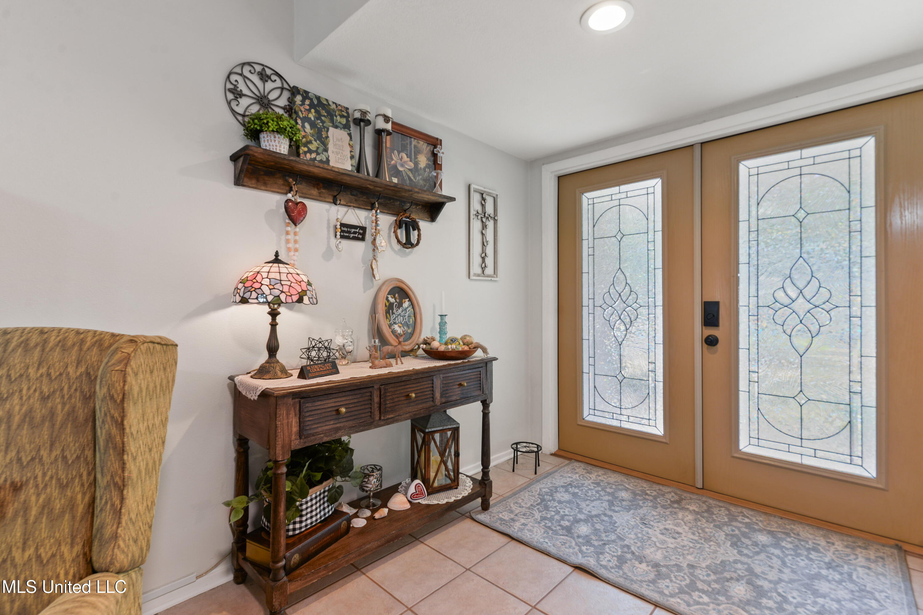 1214 Lancelot Lane Property Photo 2