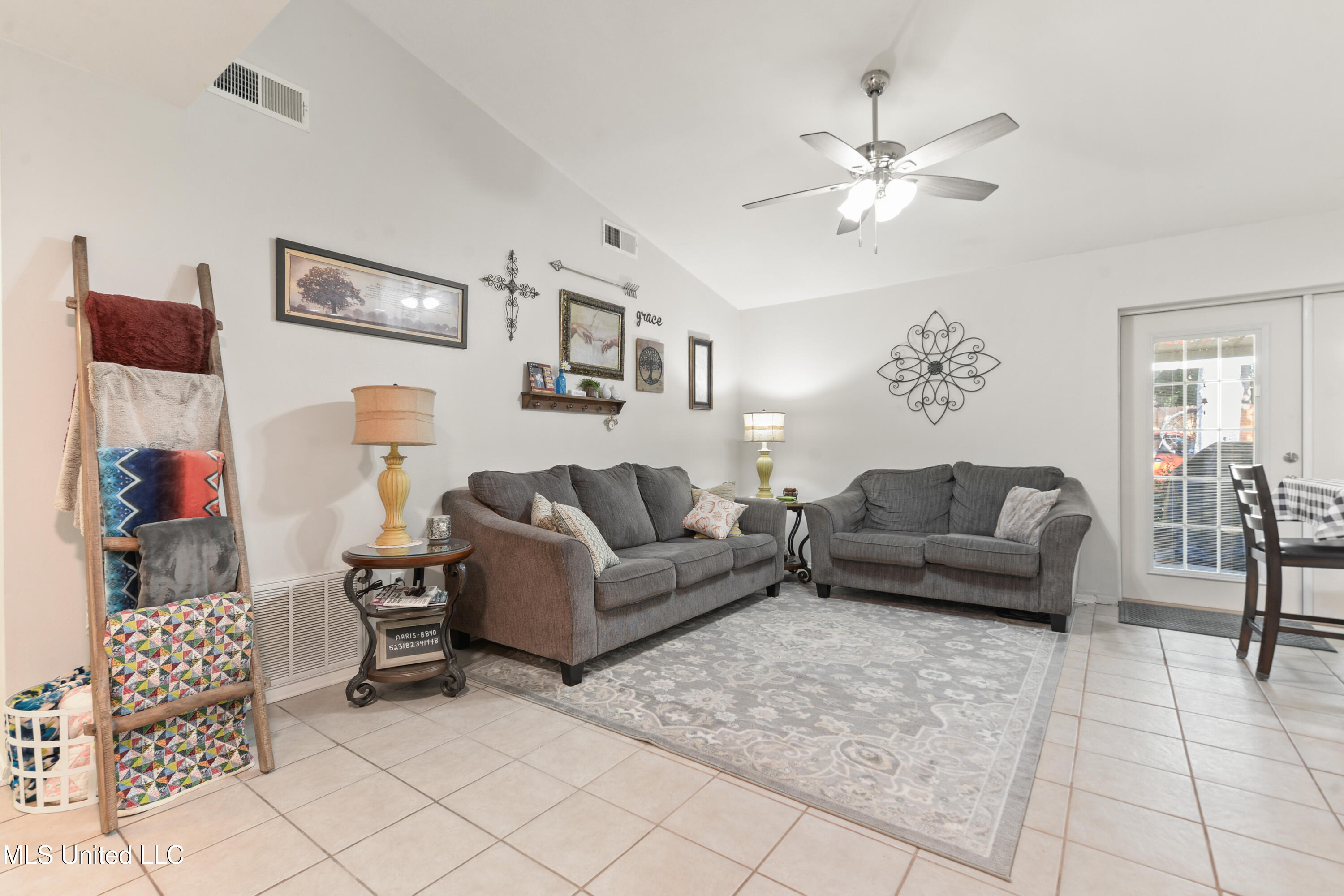 1214 Lancelot Lane Property Photo 7