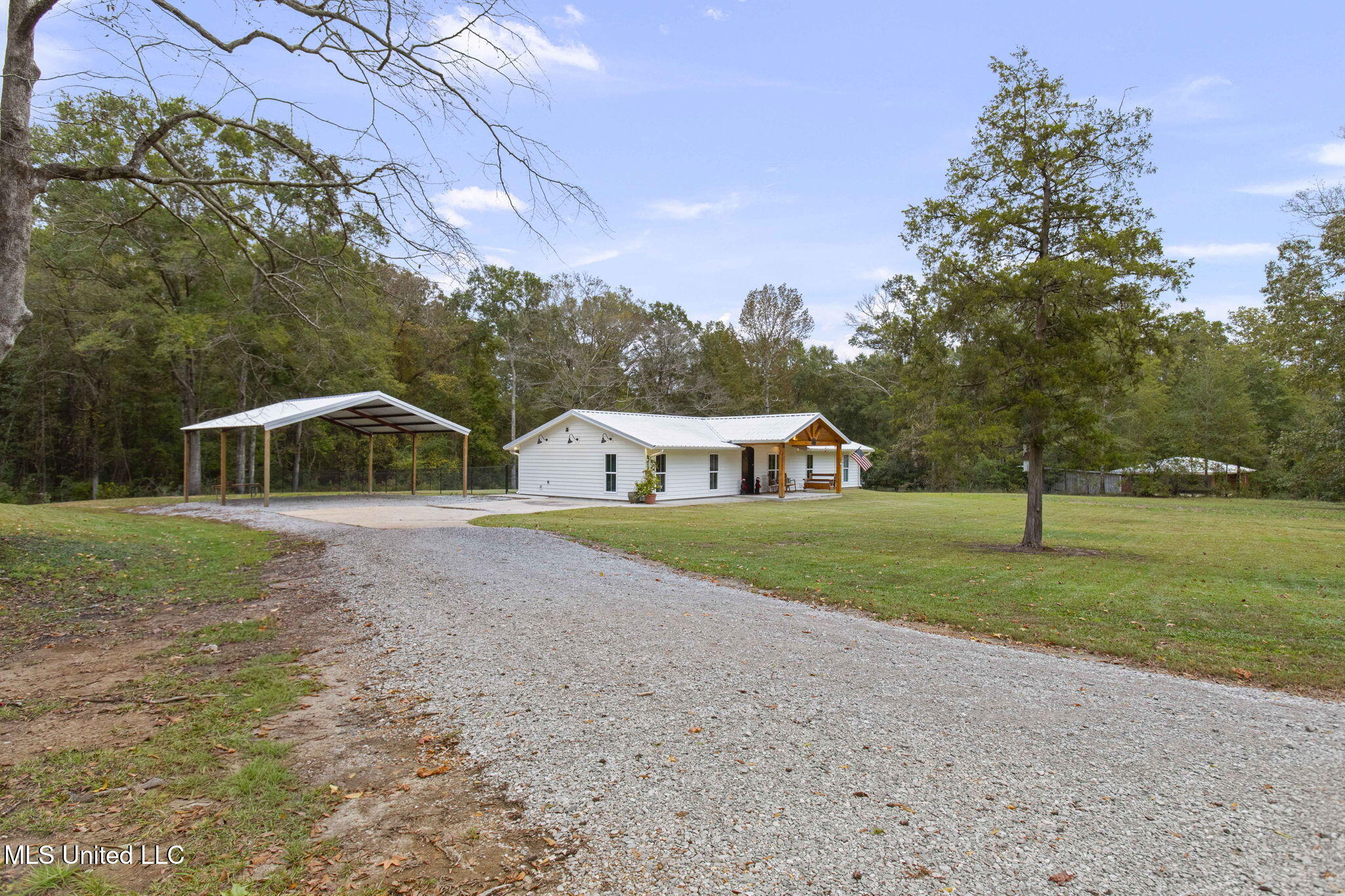 1243 Gunter Road Property Photo 2