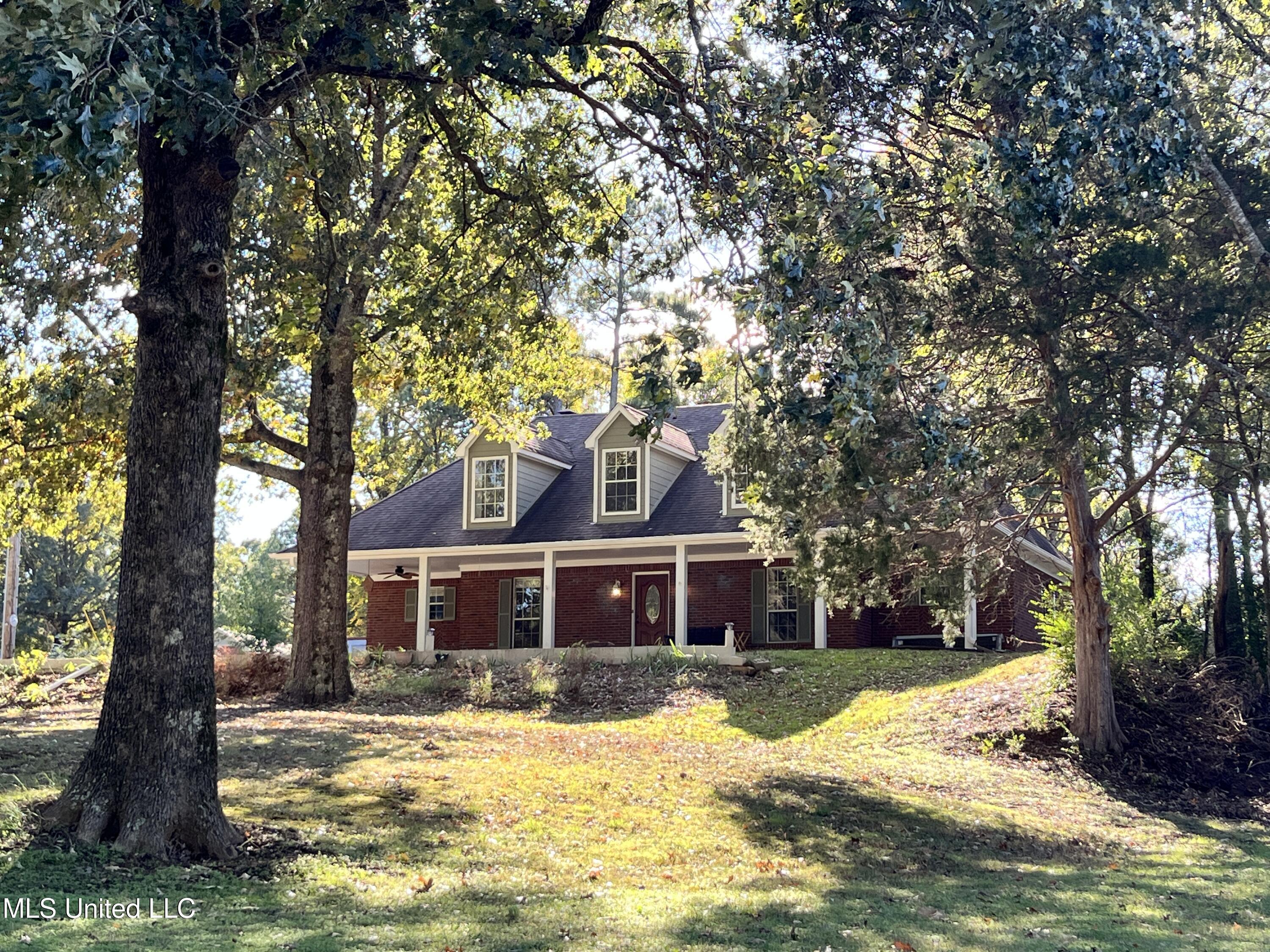 5816 N Rolling Pine Drive Property Photo 3