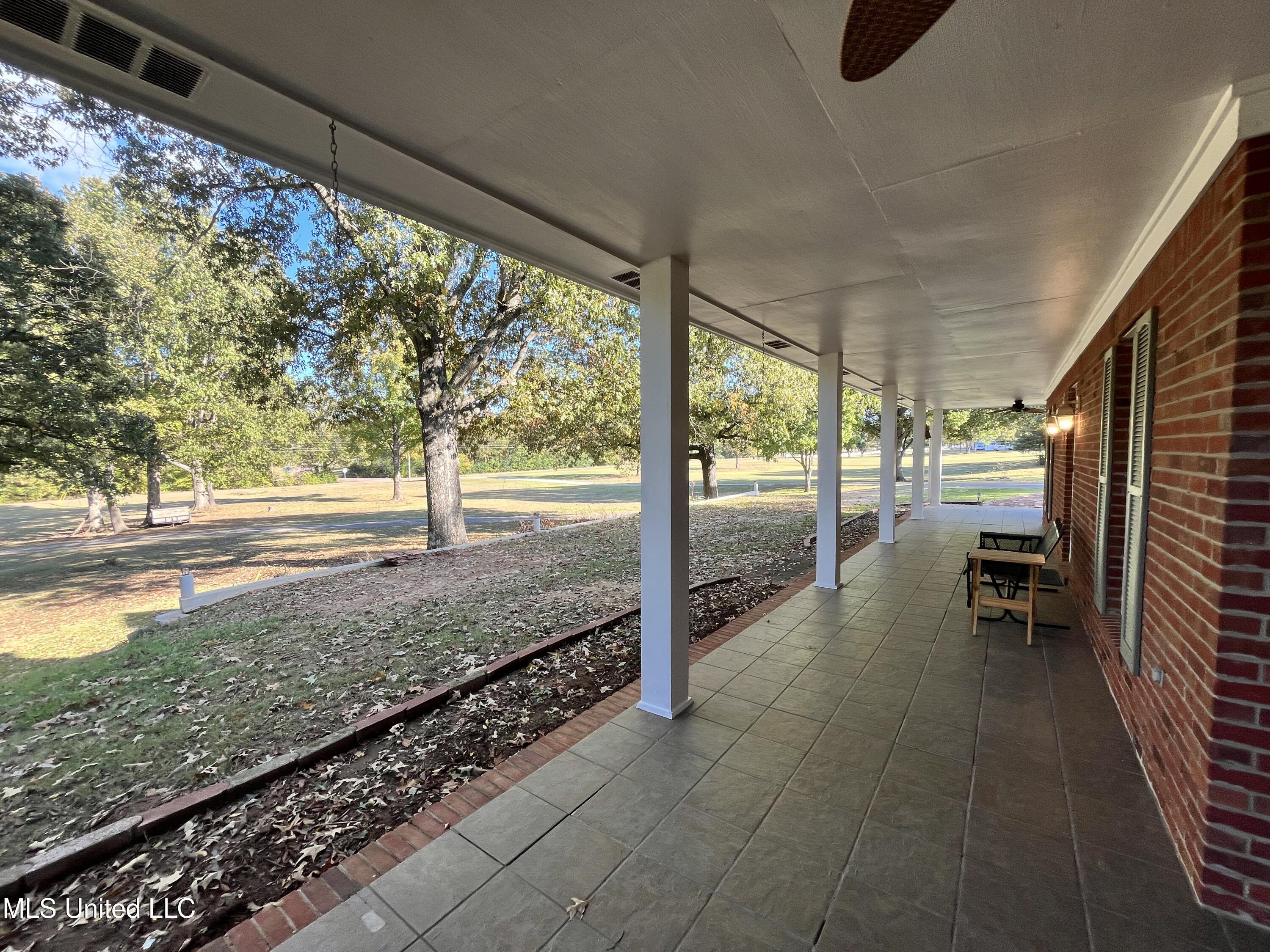 5816 N Rolling Pine Drive Property Photo 7