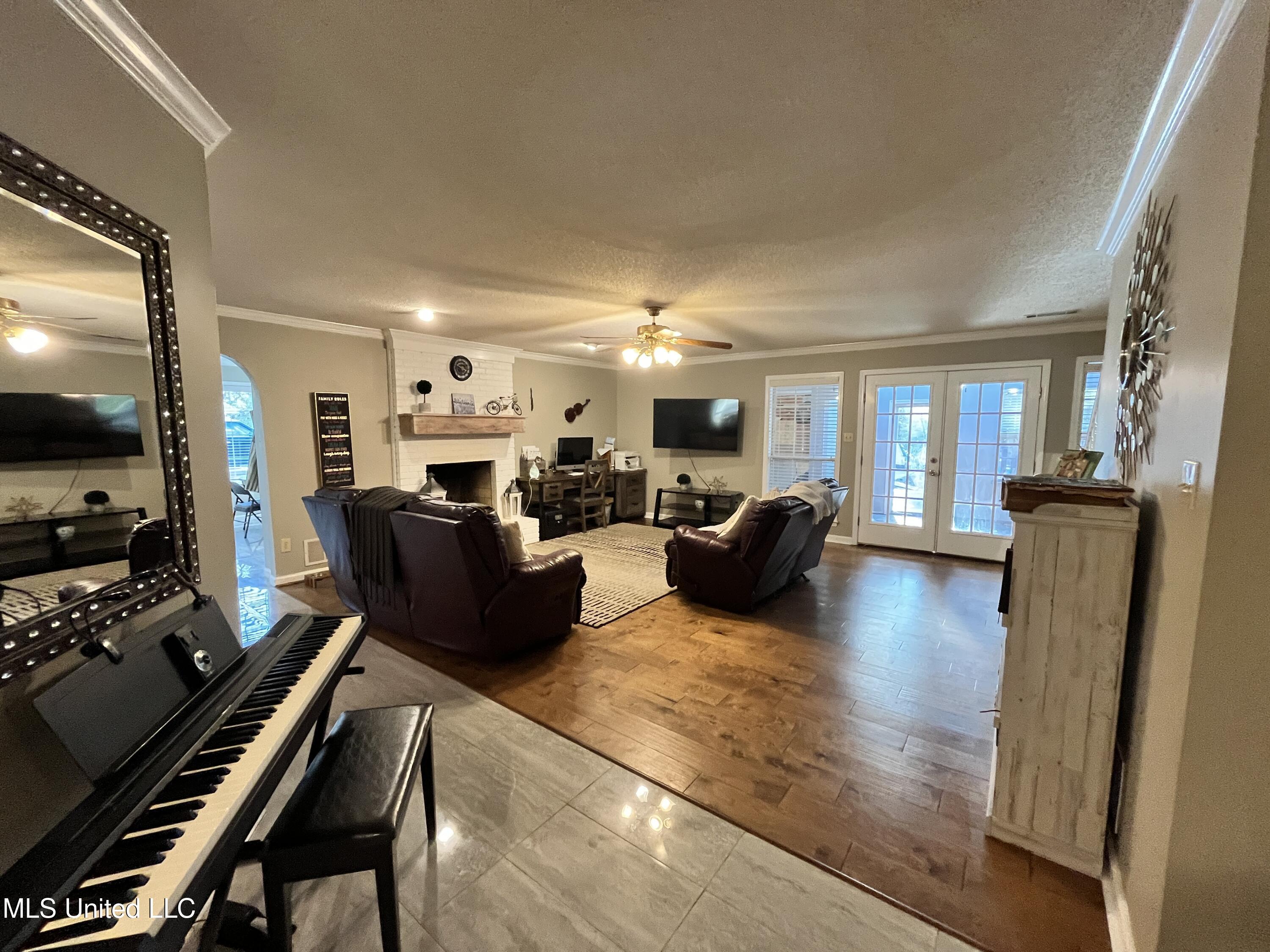 5816 N Rolling Pine Drive Property Photo 11